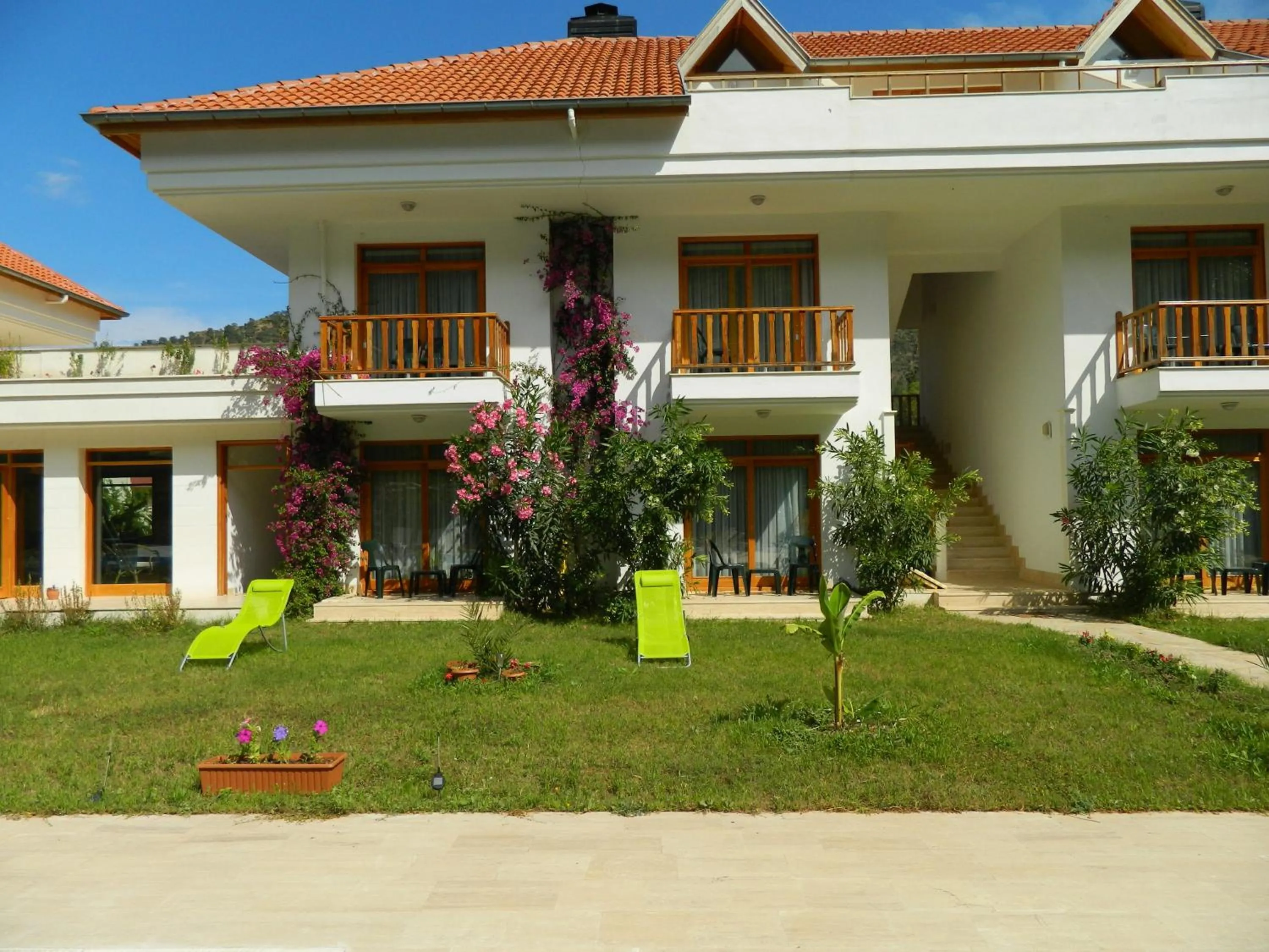 Decorative detail in Yonca Hotel