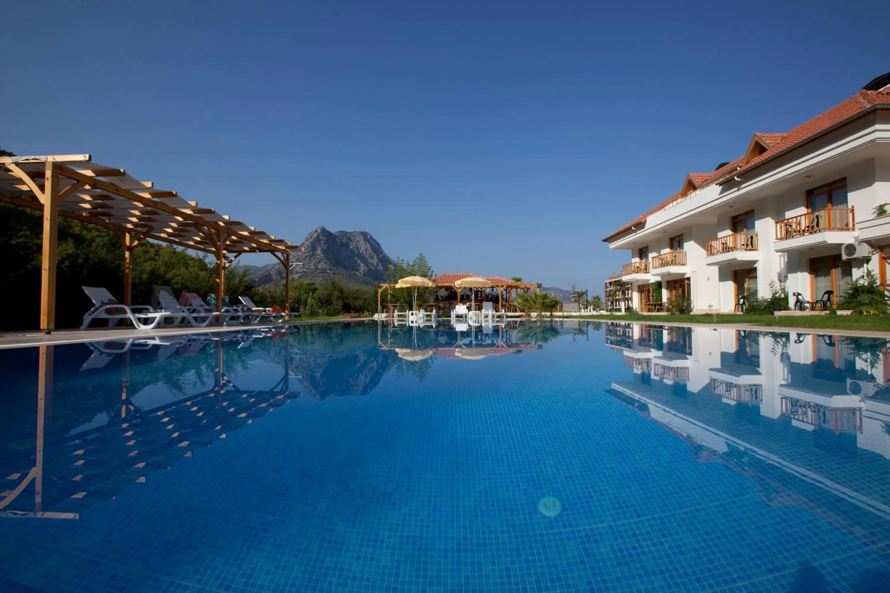 Night in Yonca Hotel