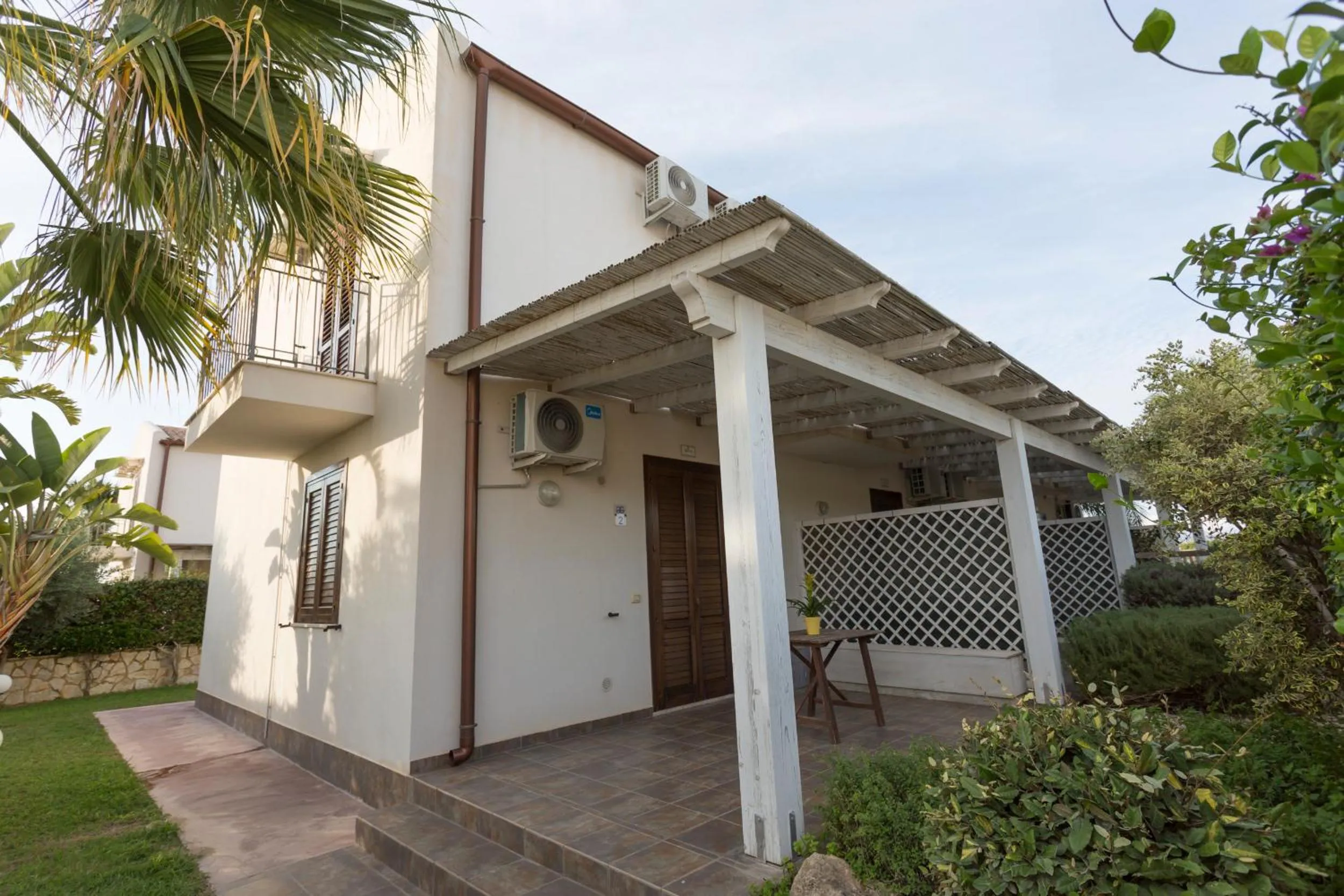 Facade/entrance in Oasi Guzzetta Hotel&Case Vacanze