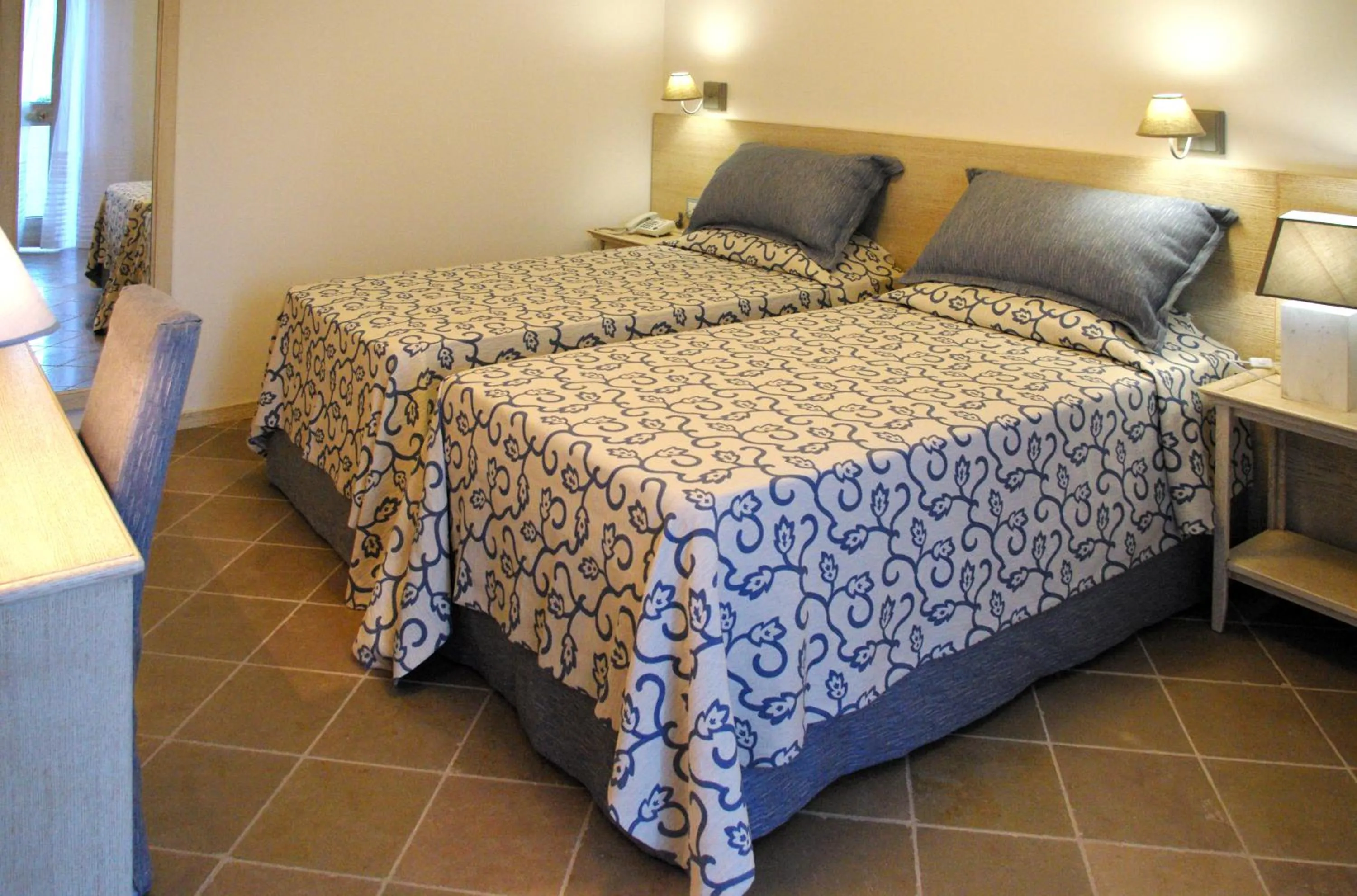 Photo of the whole room, Bed in Masseria Torre Del Diamante