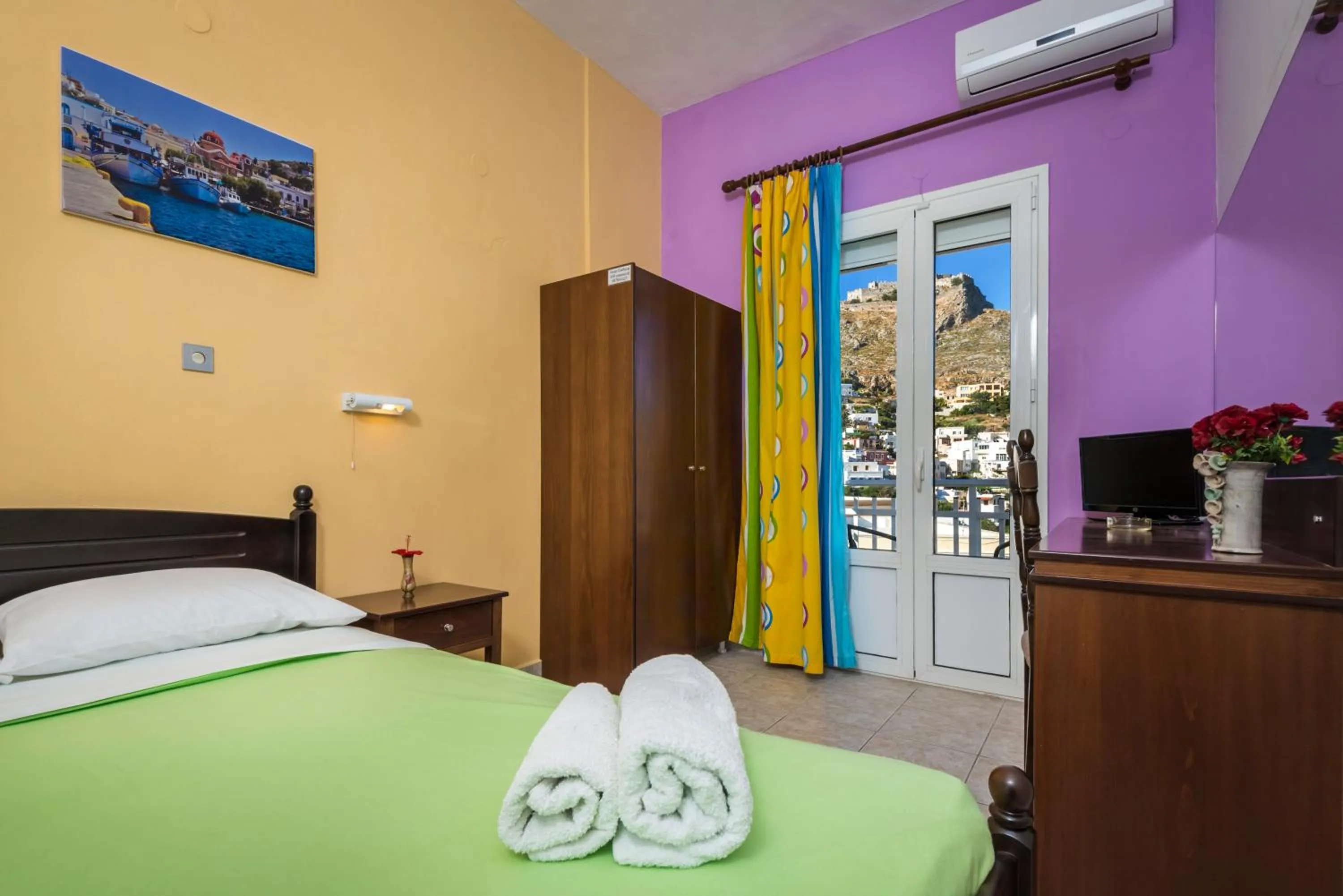 Bed in Elefteria Hotel