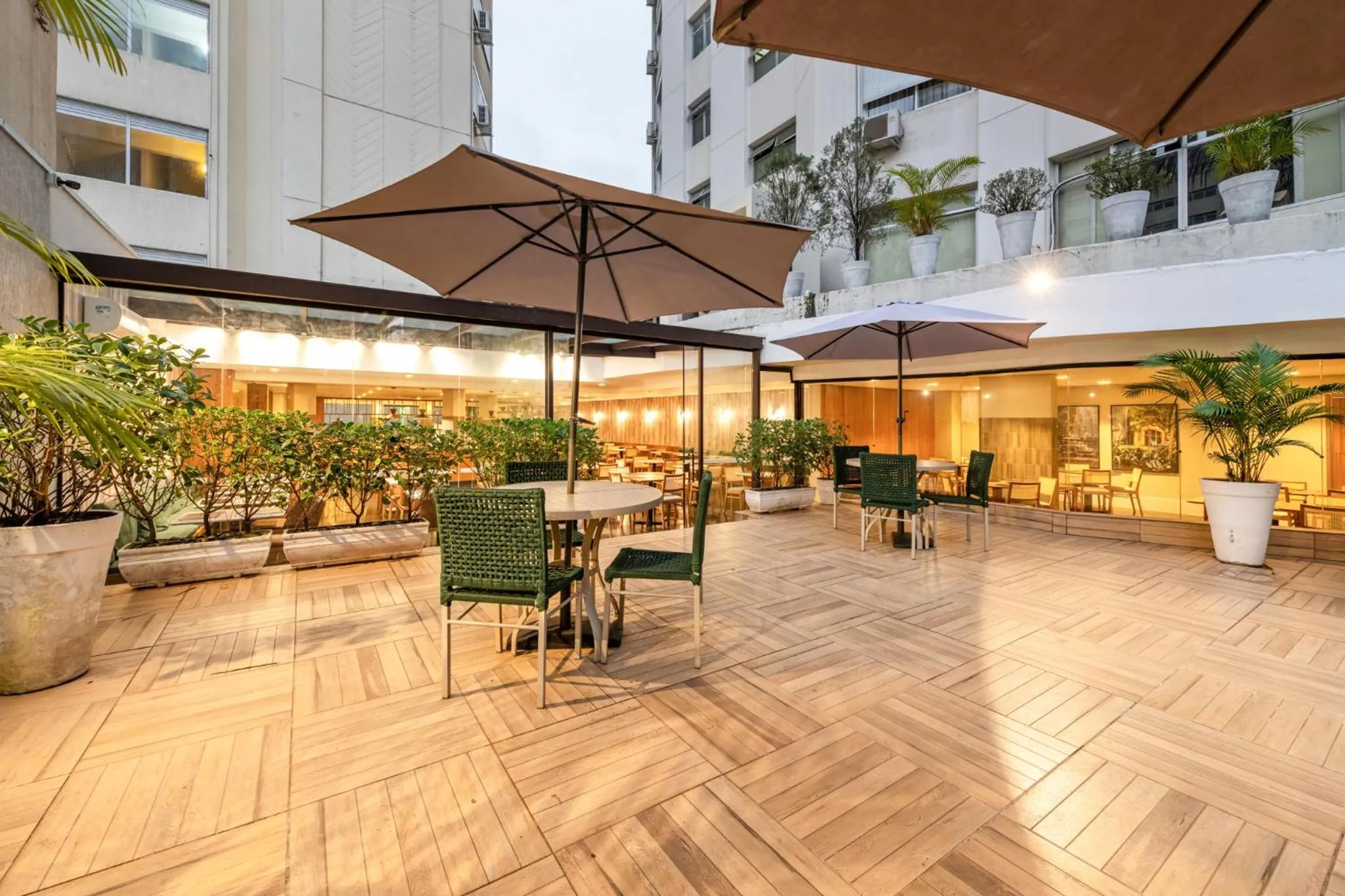 Restaurant/places to eat in Hotel Trianon Paulista