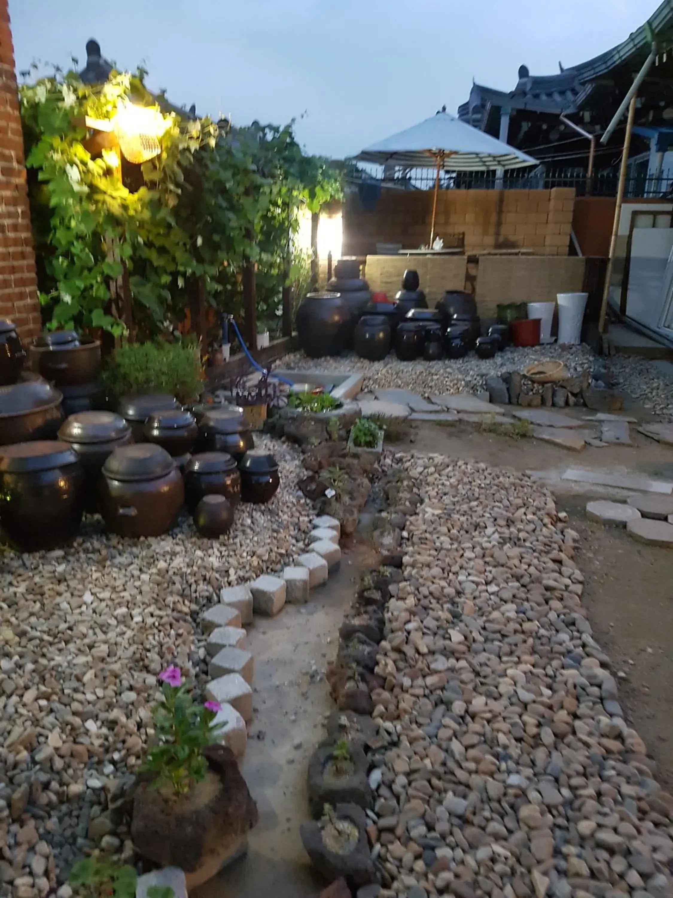 Three-Bedroom House in The Hanok Three-Bedroom House in The Hanok