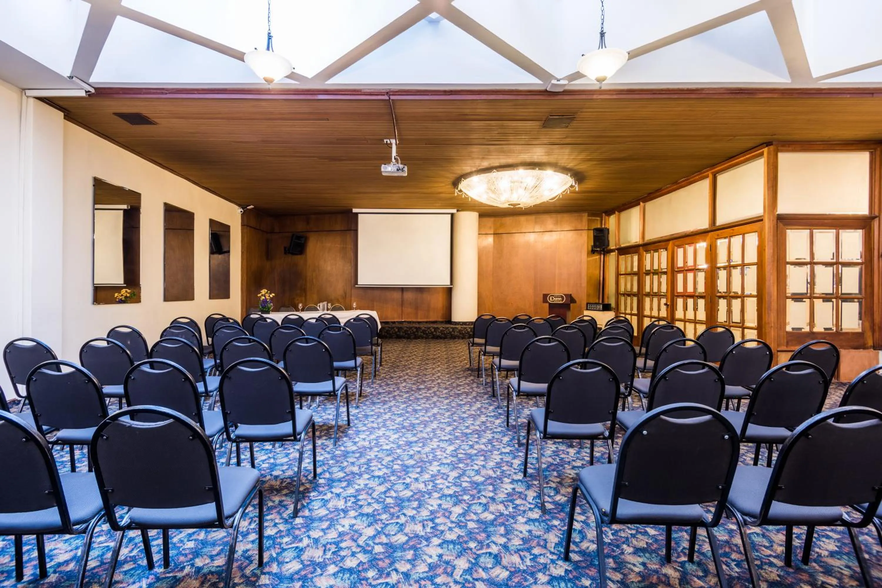 Meeting/conference room in Hotel Dann Av. 19