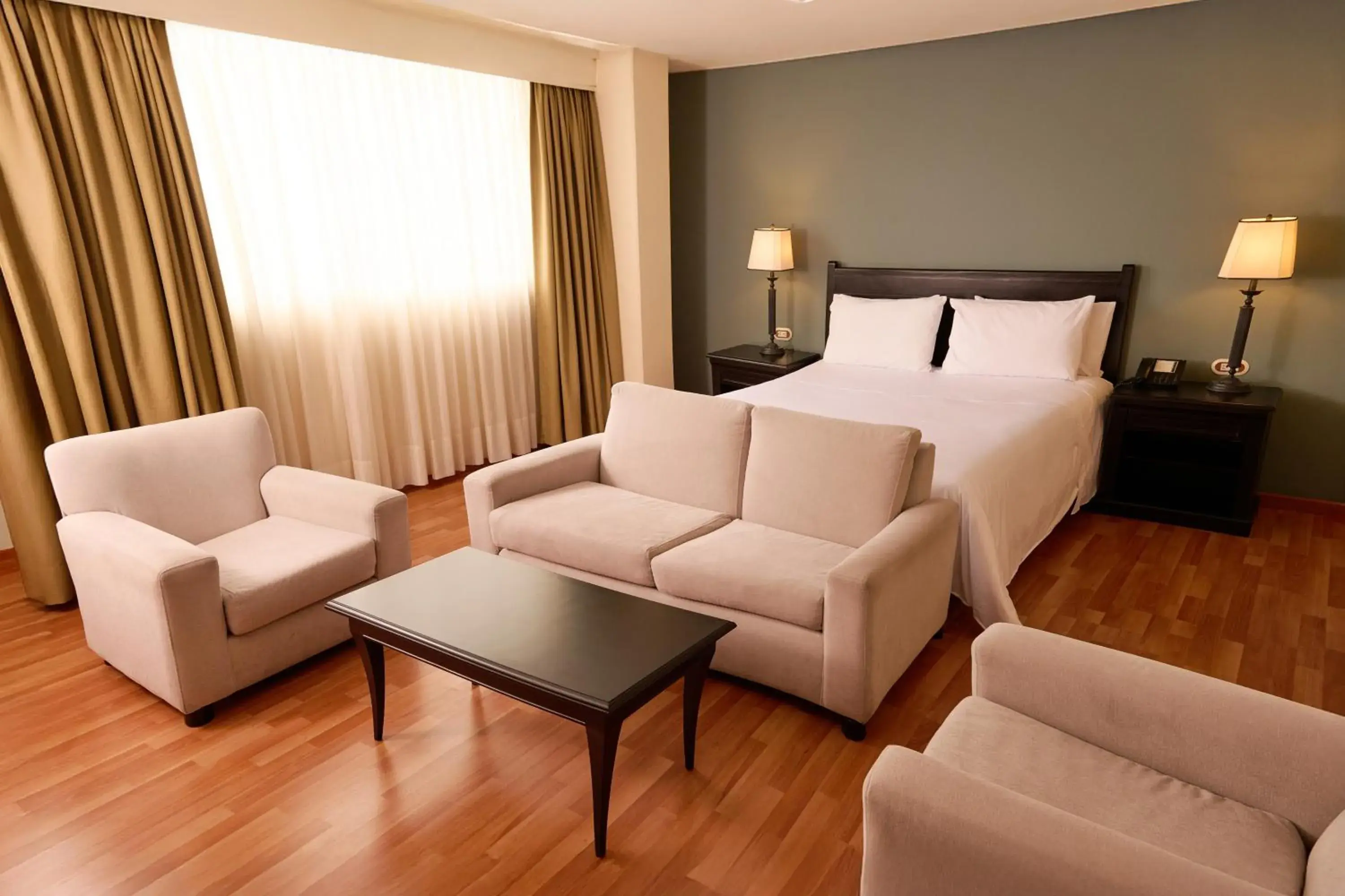 Photo of the whole room in Hotel Dann Av. 19 Photo of the whole room in Hotel Dann Av. 19