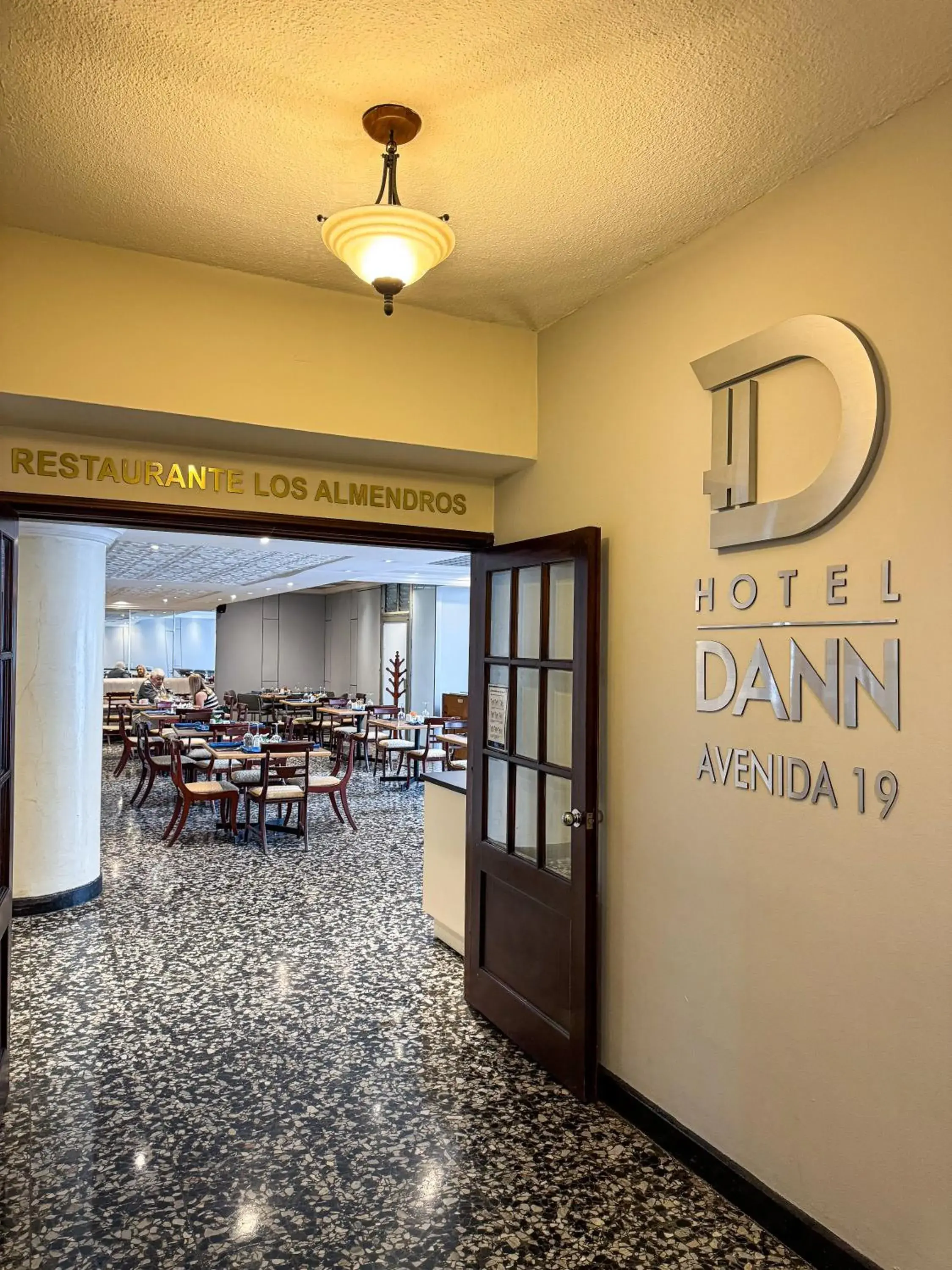 Restaurant/places to eat in Hotel Dann Av. 19 Restaurant/places to eat in Hotel Dann Av. 19