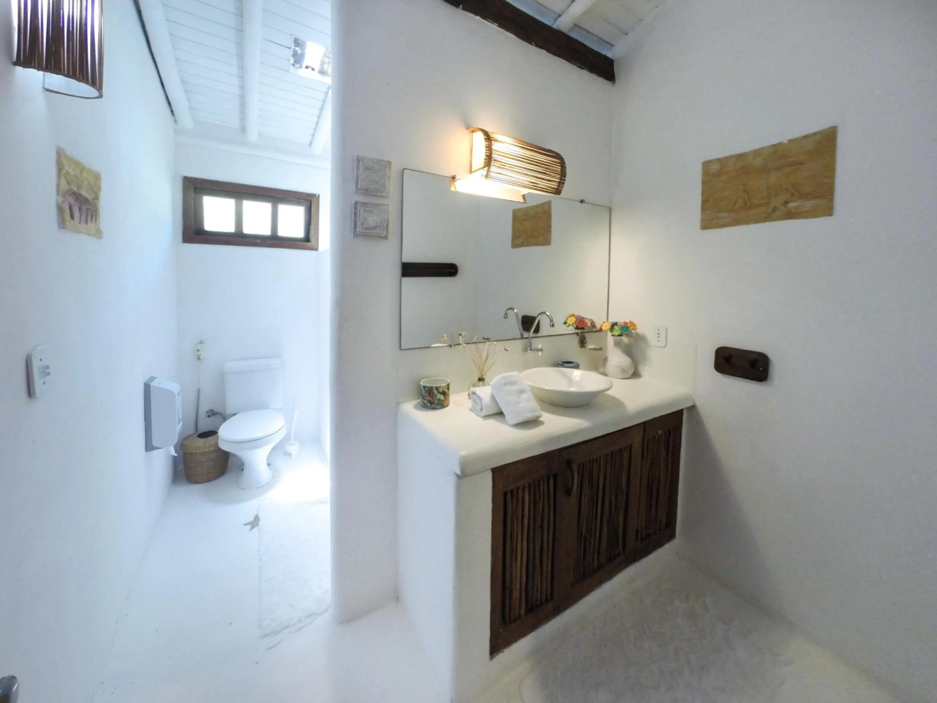 Bathroom in Pousada Calypso