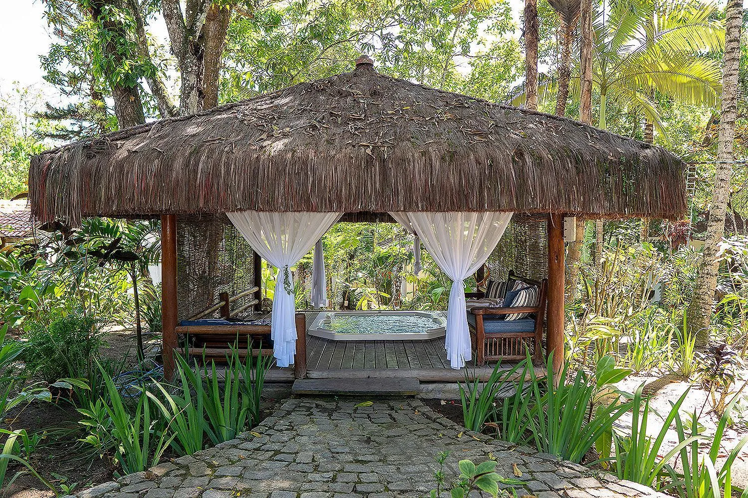 Hot Tub in Pousada Calypso