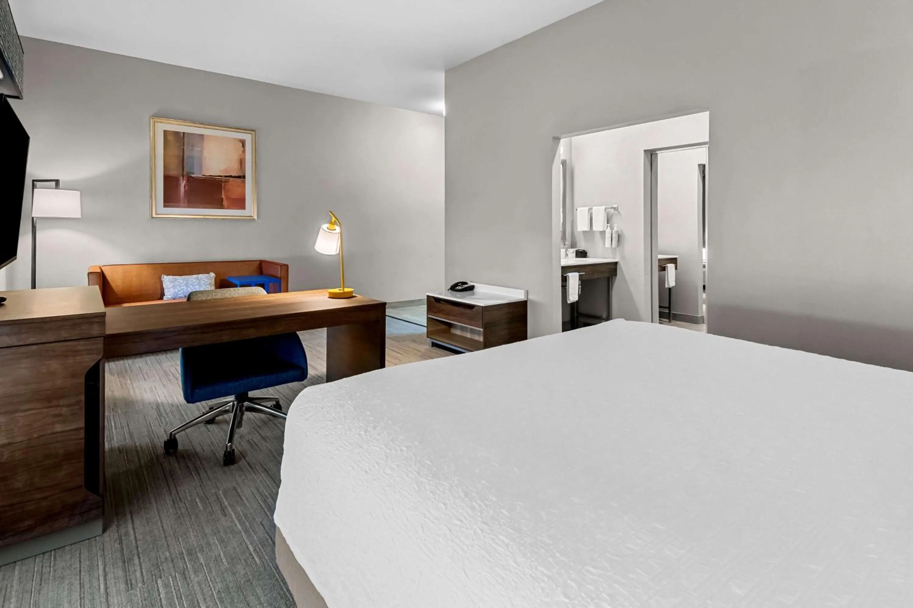 Living room, Bed in Hampton Inn & Suites Abilene I-20