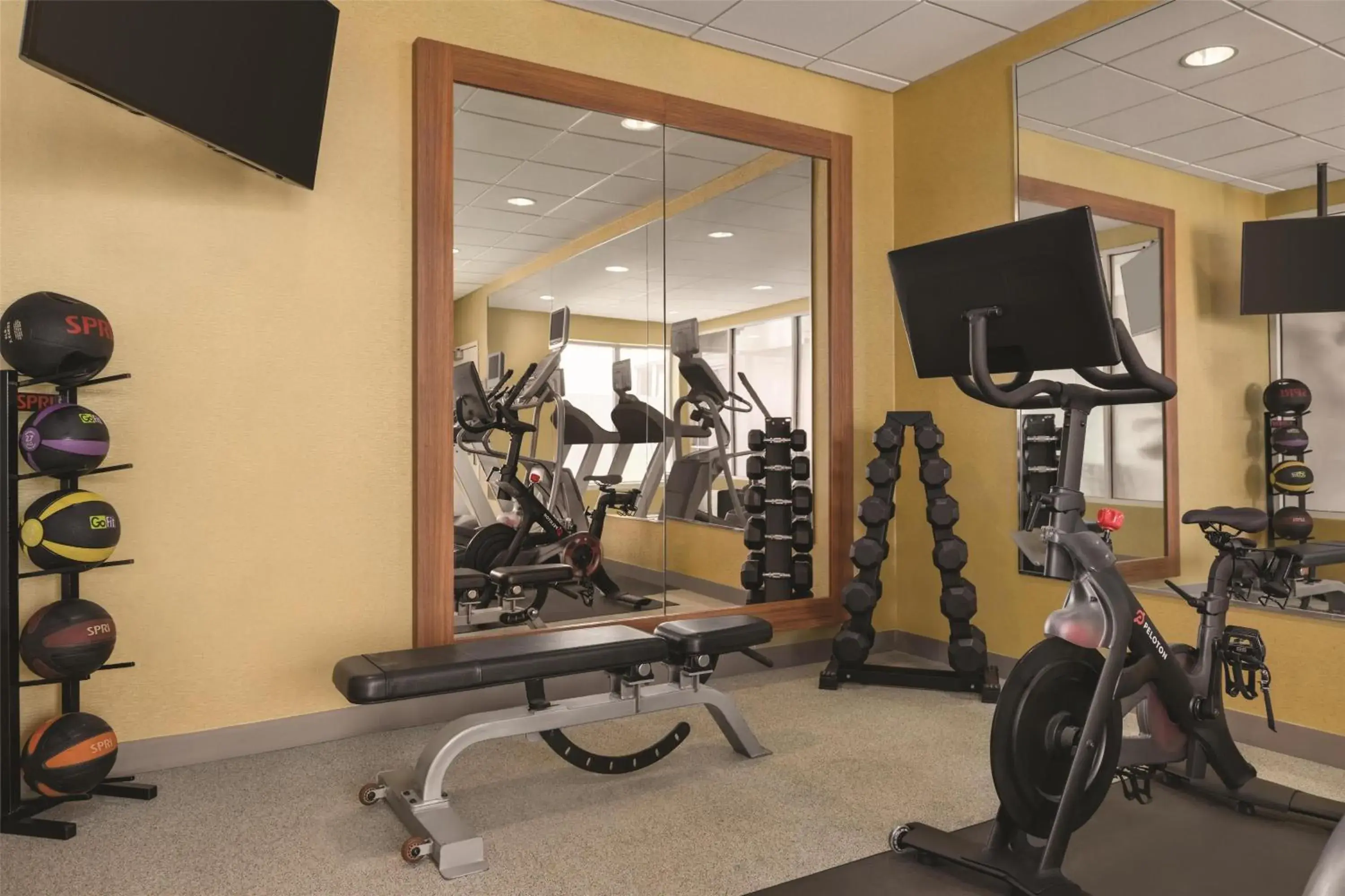 Fitness centre/facilities in Hilton Garden Inn Allentown Bethlehem Airport Fitness centre/facilities in Hilton Garden Inn Allentown Bethlehem Airport
