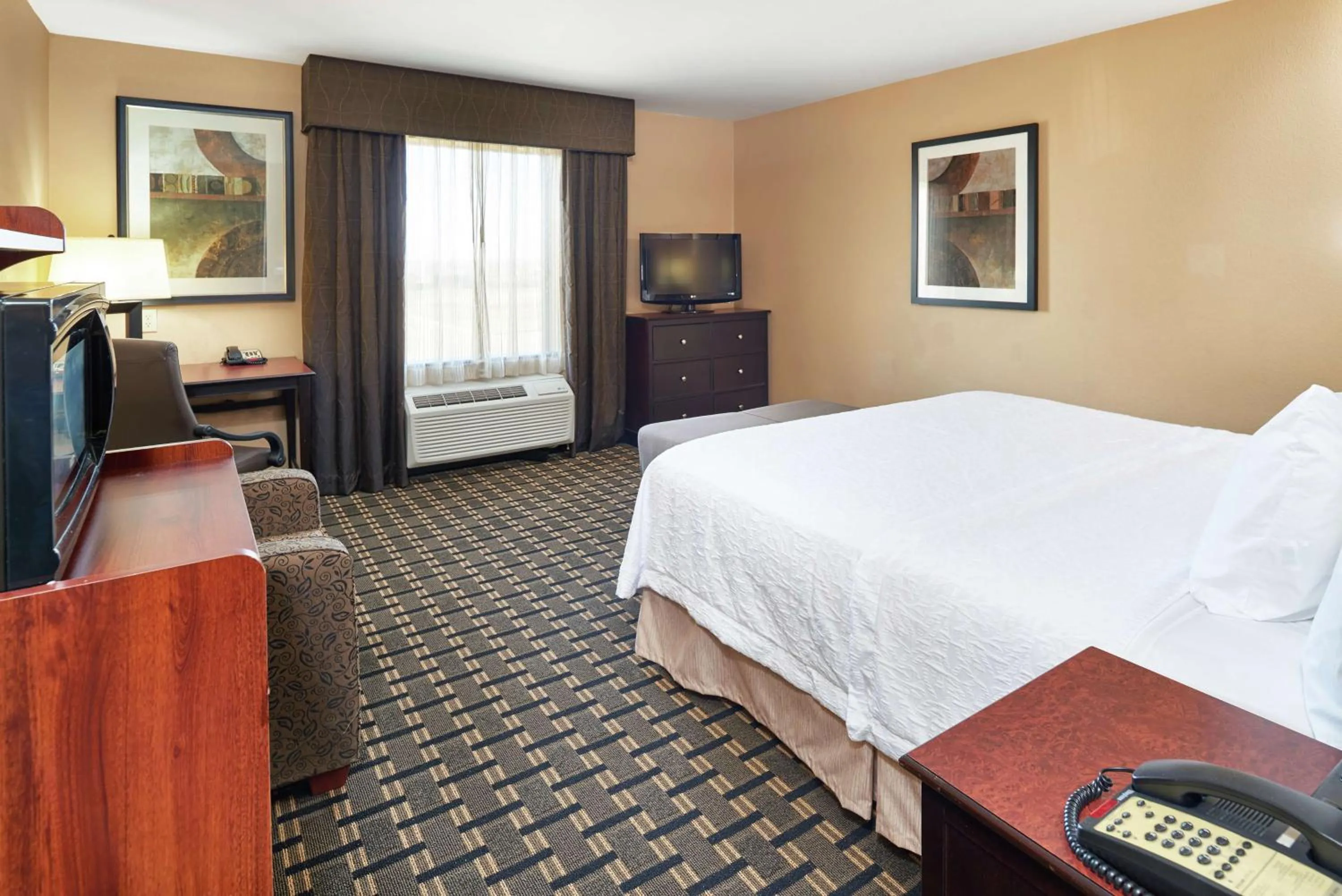 Bedroom, Bed in Hampton Inn Sweetwater