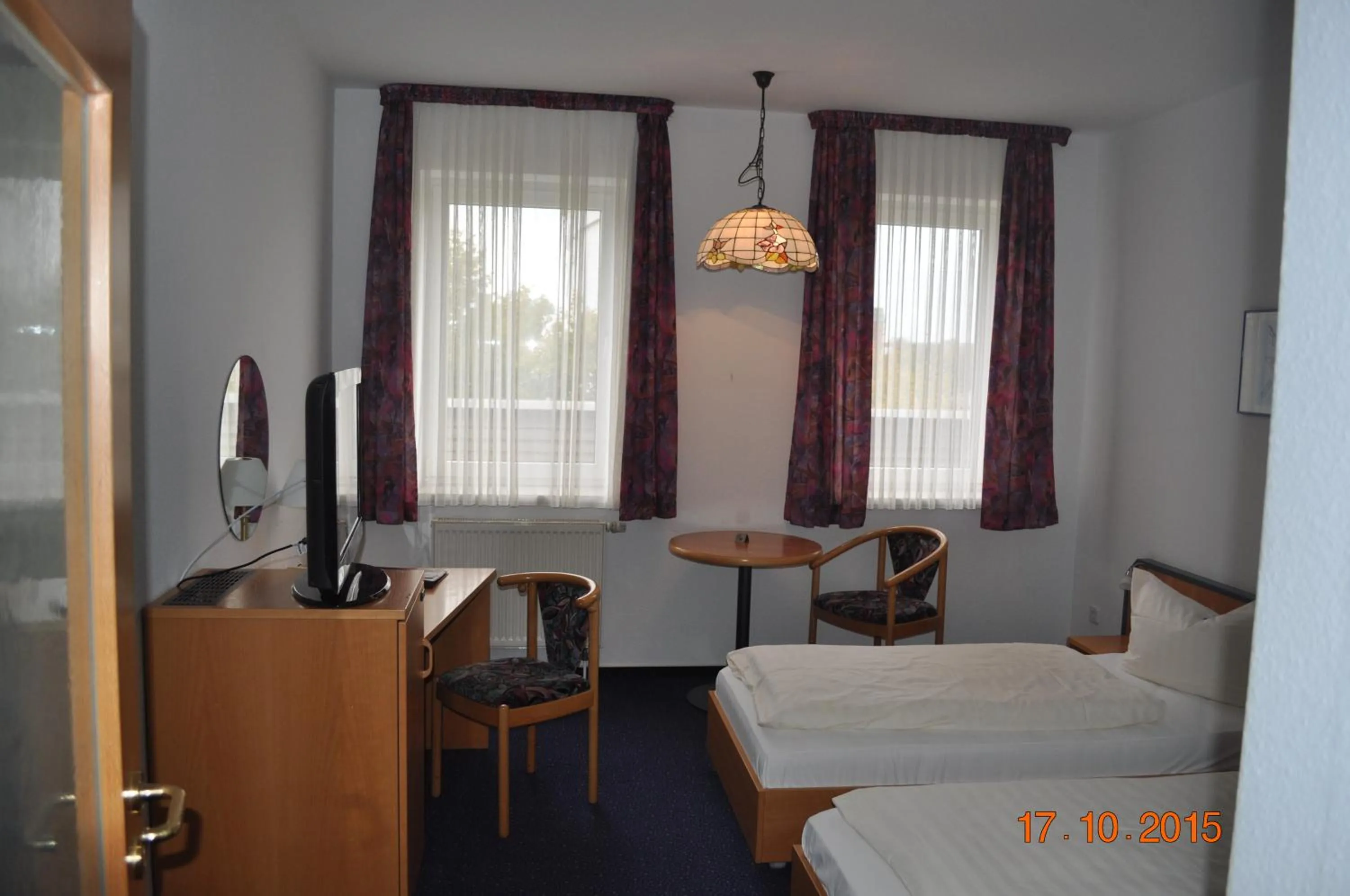 Photo of the whole room, Bed in Turmhotel Schwedt