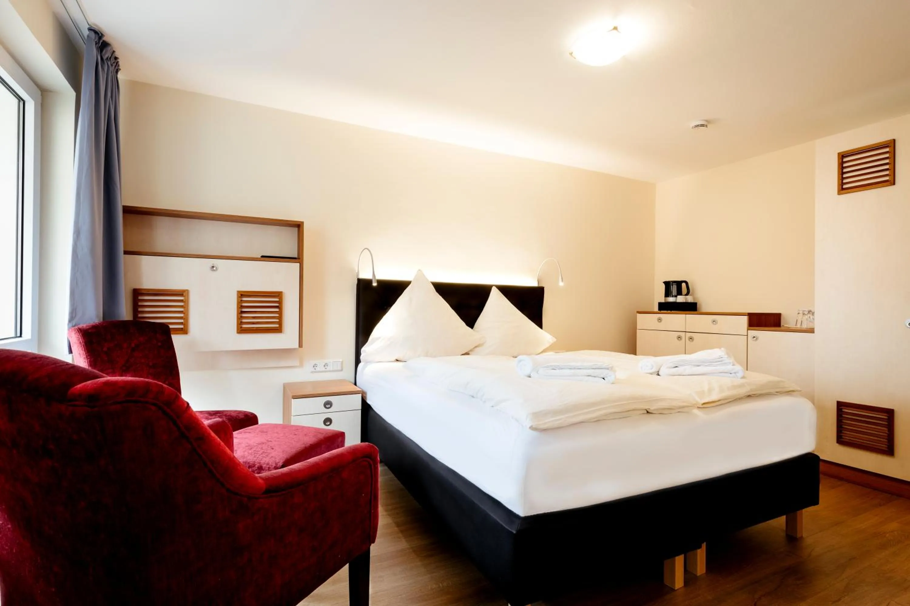 Bed in Hotel Helgolandia