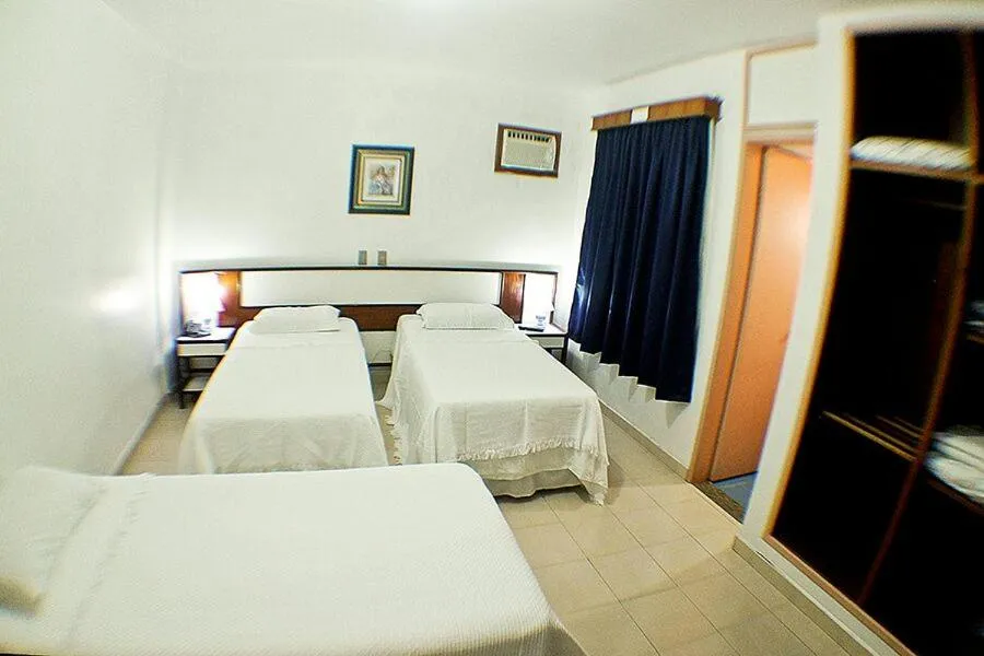 Property building, Bed in Shalako Hotel