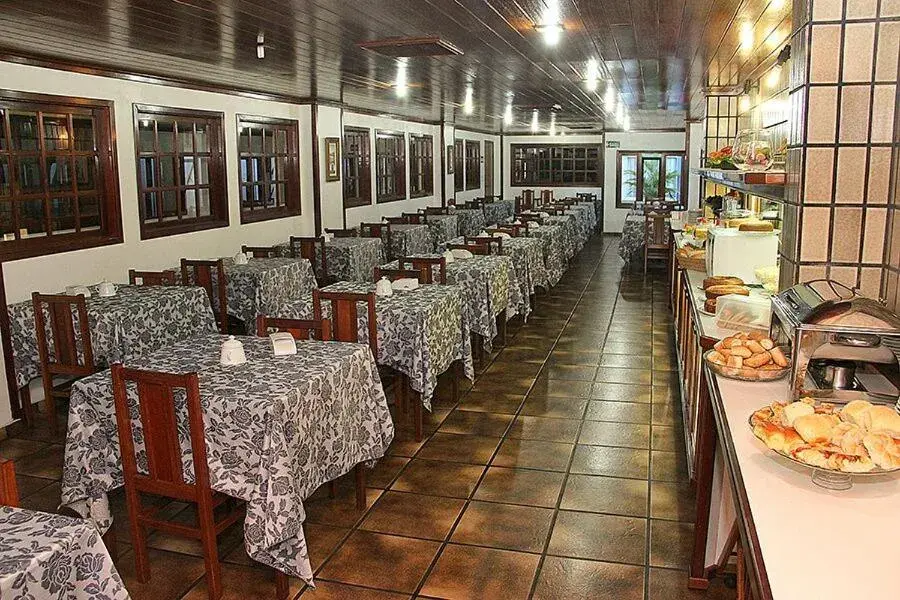 Property building in Shalako Hotel Property building in Shalako Hotel