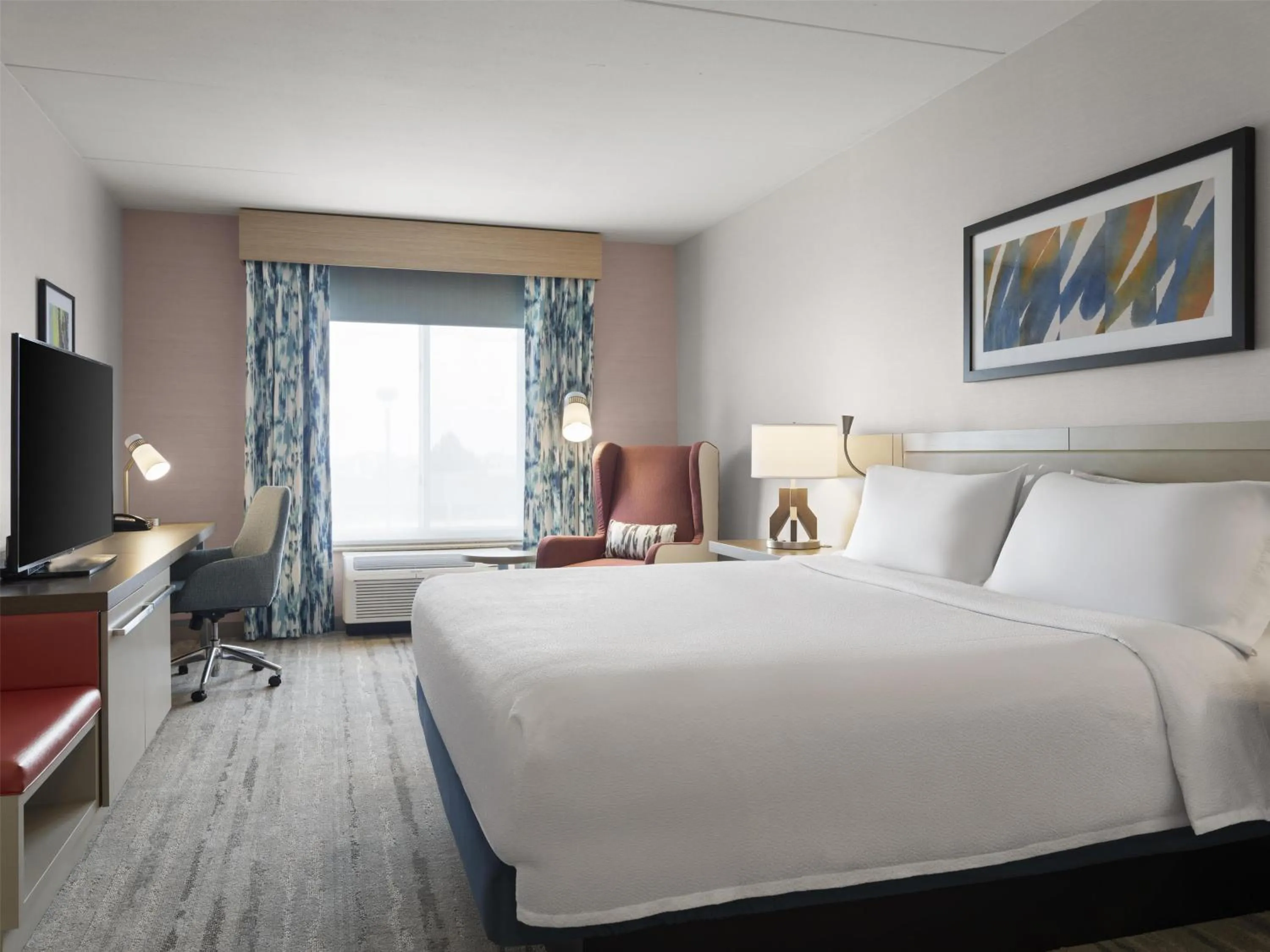 Bed in Hilton Garden Inn Albuquerque Airport