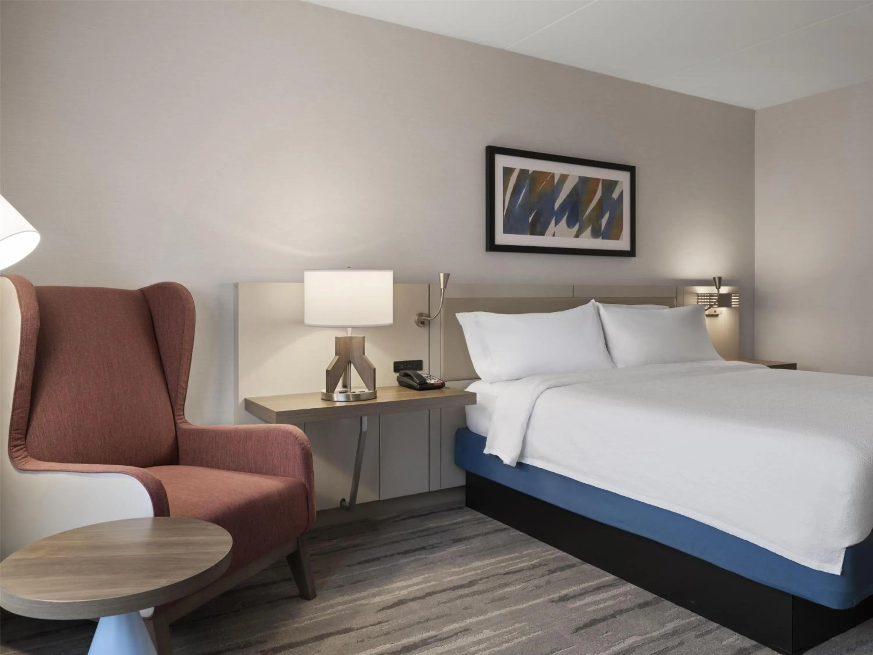 Bed in Hilton Garden Inn Albuquerque Airport