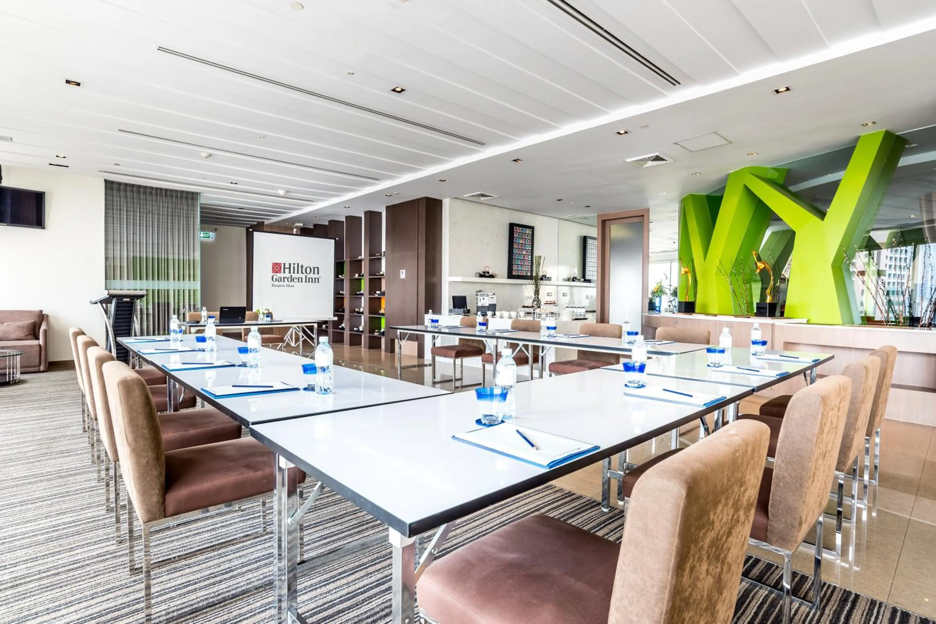 Meeting/conference room in Hilton Garden Inn Bangkok Silom