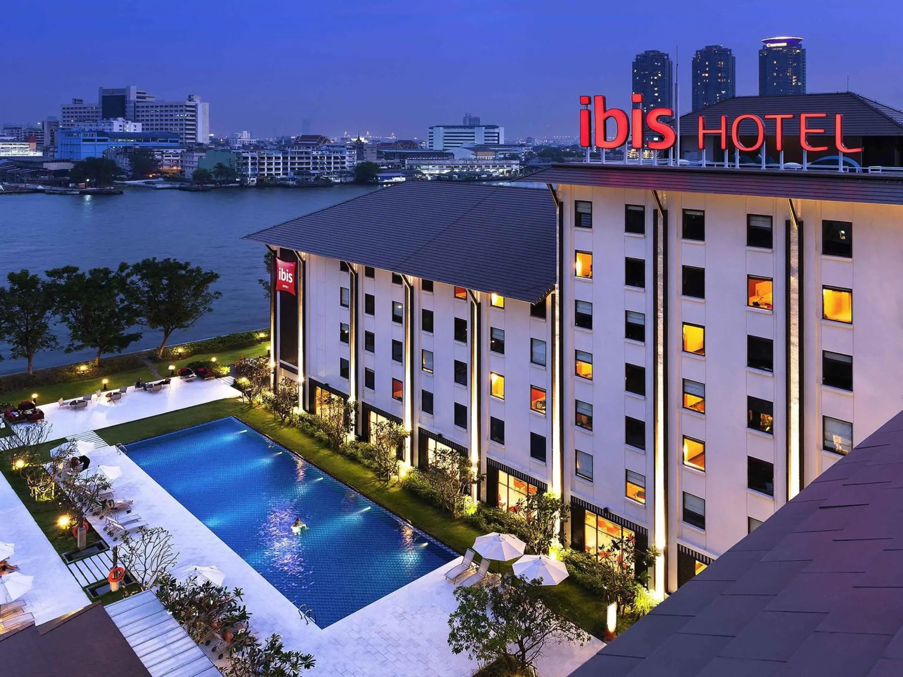 Property building in Ibis Bangkok Riverside Property building in Ibis Bangkok Riverside