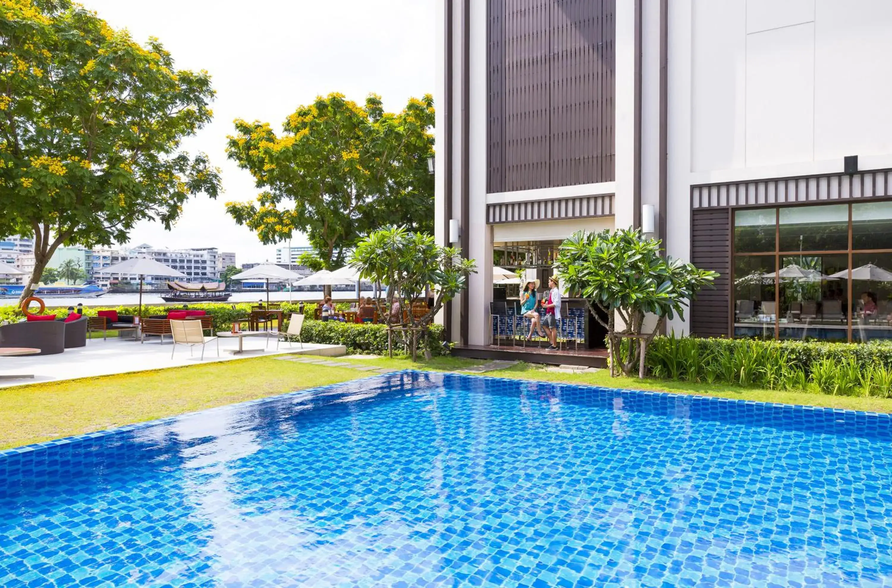 Swimming pool in Ibis Bangkok Riverside Swimming pool in Ibis Bangkok Riverside