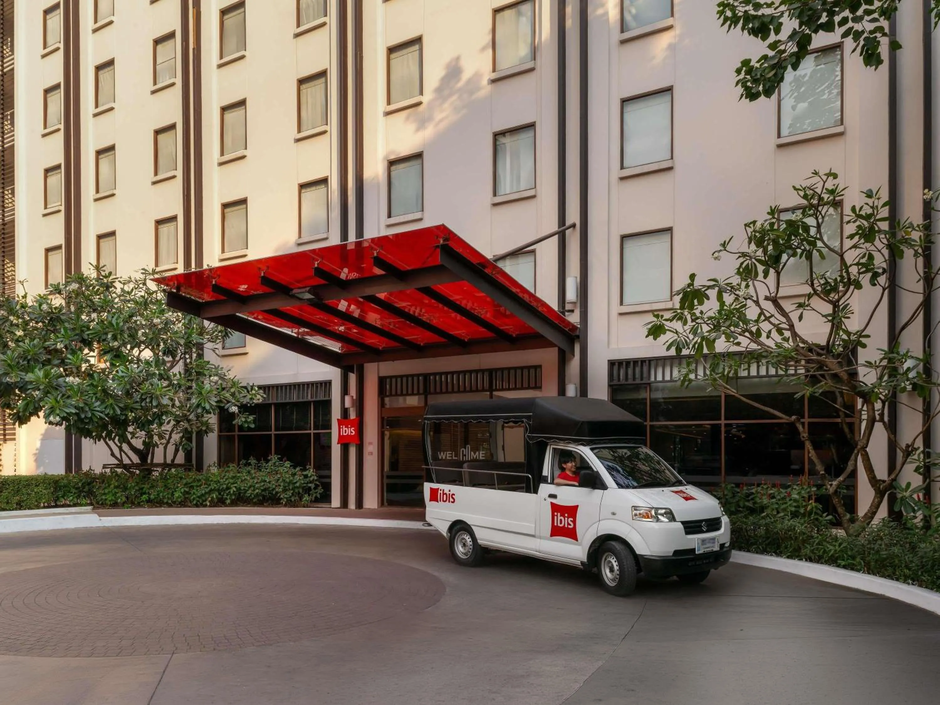 Property building in Ibis Bangkok Riverside