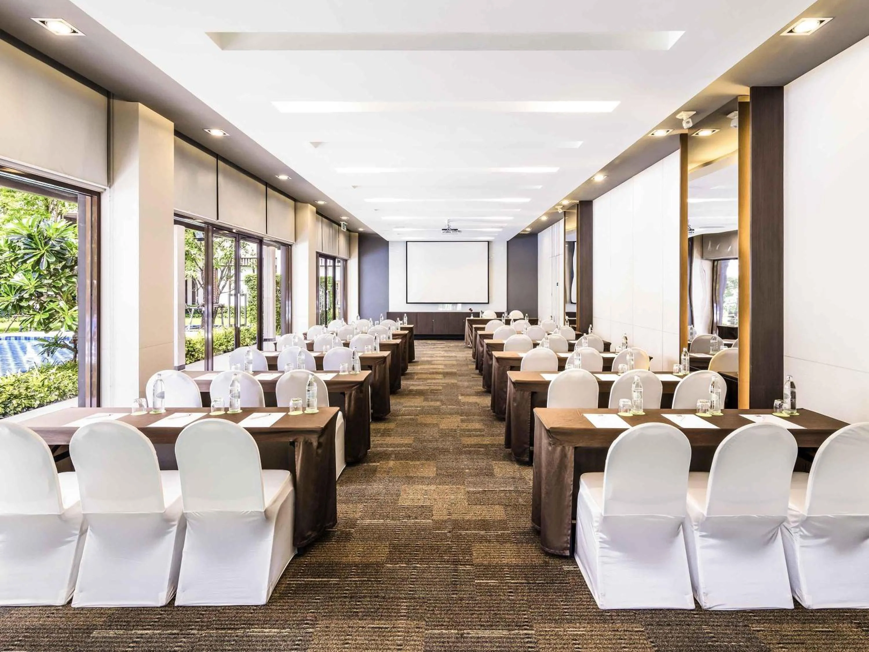 Meeting/conference room in Ibis Bangkok Riverside