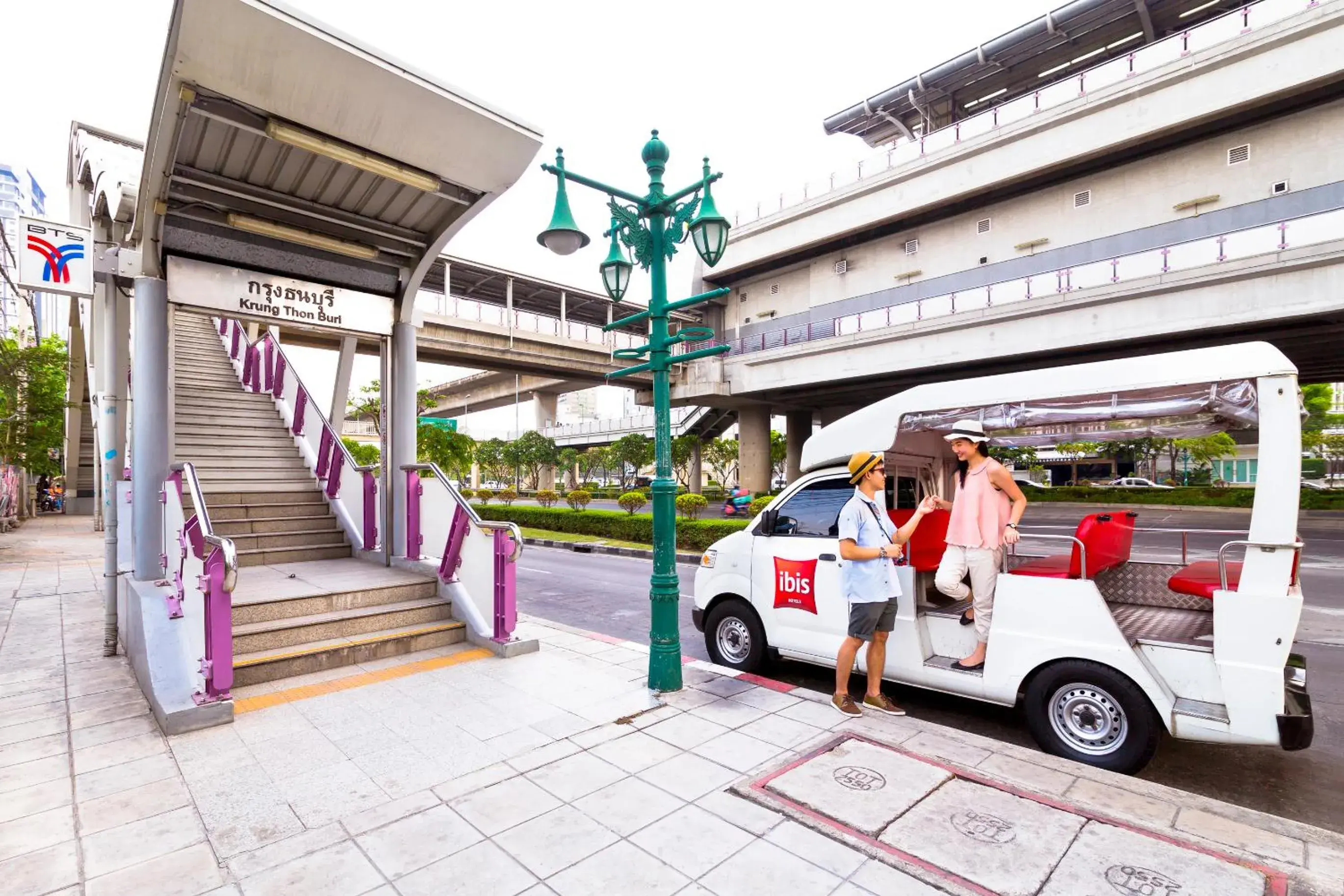 Street view in Ibis Bangkok Riverside Street view in Ibis Bangkok Riverside