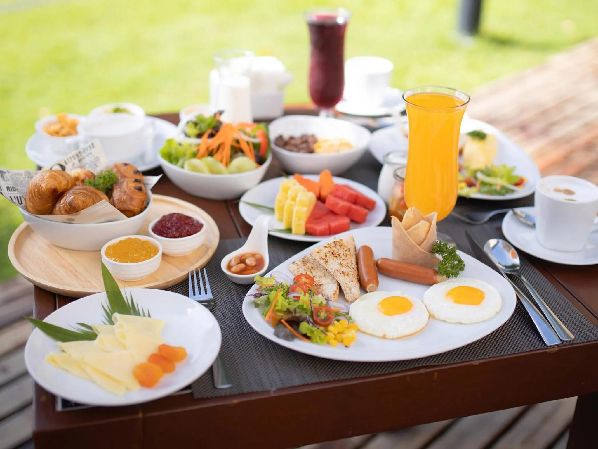 Breakfast in Ibis Bangkok Riverside