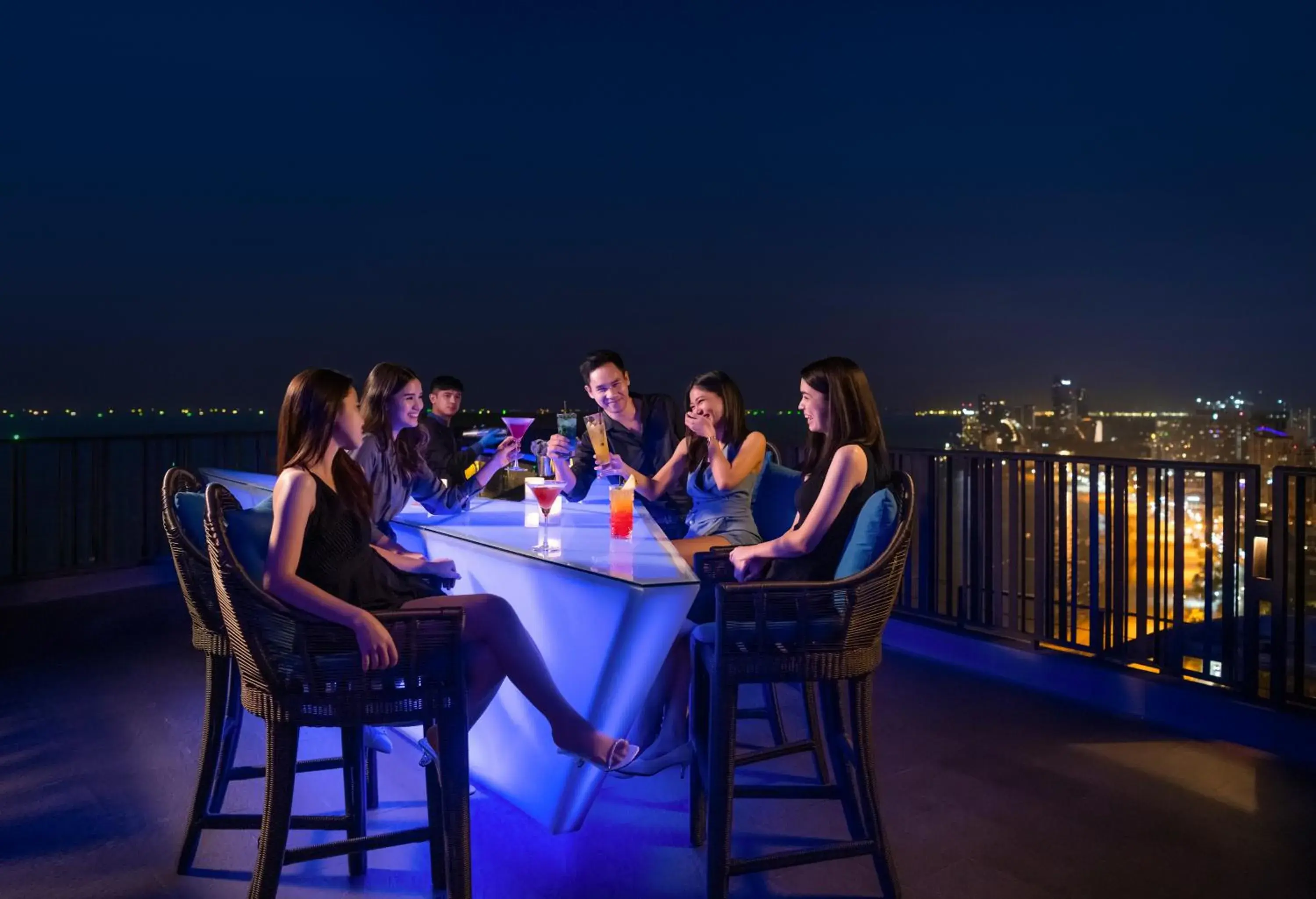 Restaurant/places to eat in Hilton Pattaya Restaurant/places to eat in Hilton Pattaya