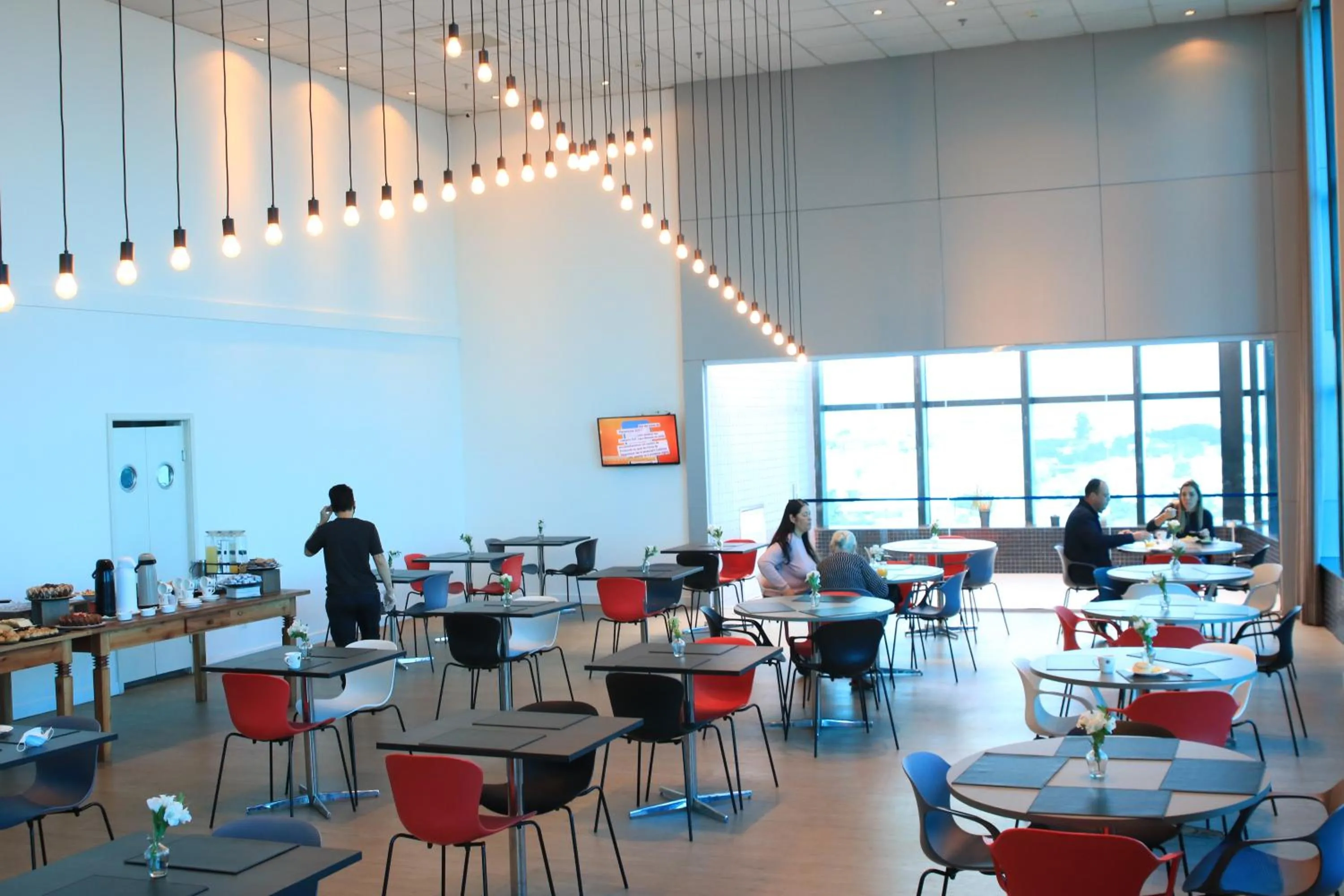 Restaurant/places to eat in Transamerica Executive Taboao Morumbi