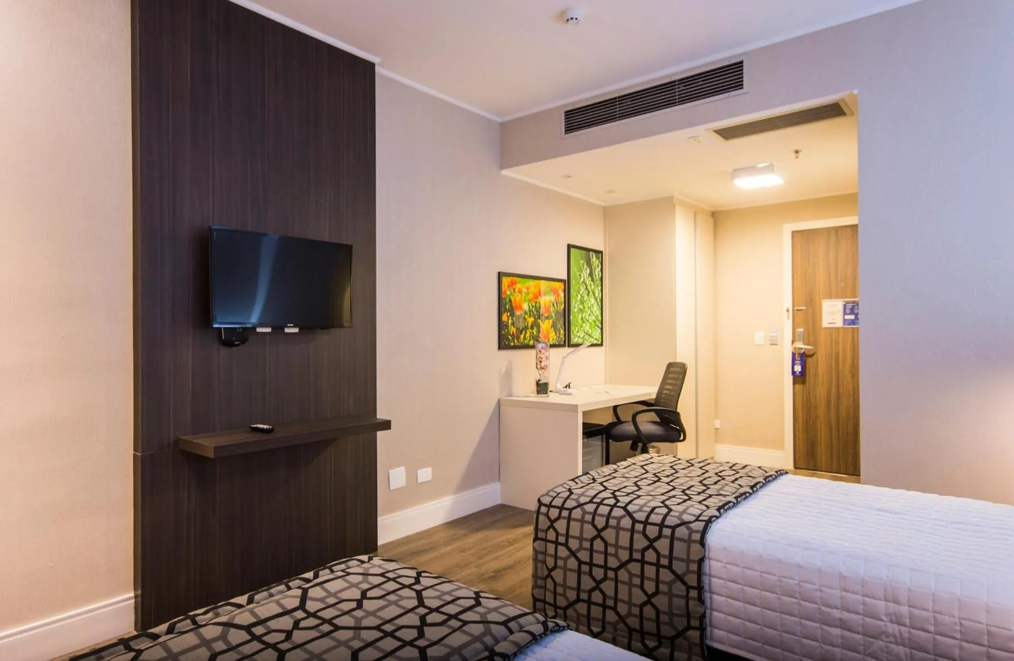 Bedroom, Bed in Transamerica Executive Taboao Morumbi