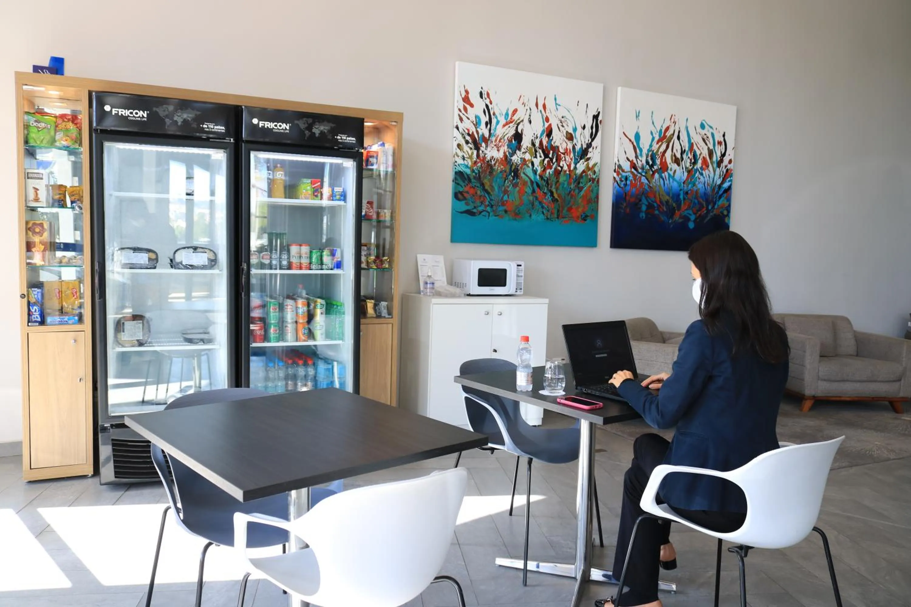 Dining area in Transamerica Executive Taboao Morumbi