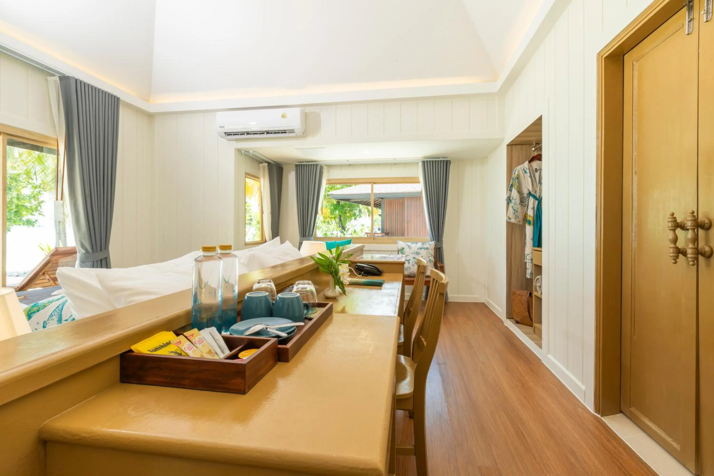 Bed in Koh Mook Sivalai Beach Resort