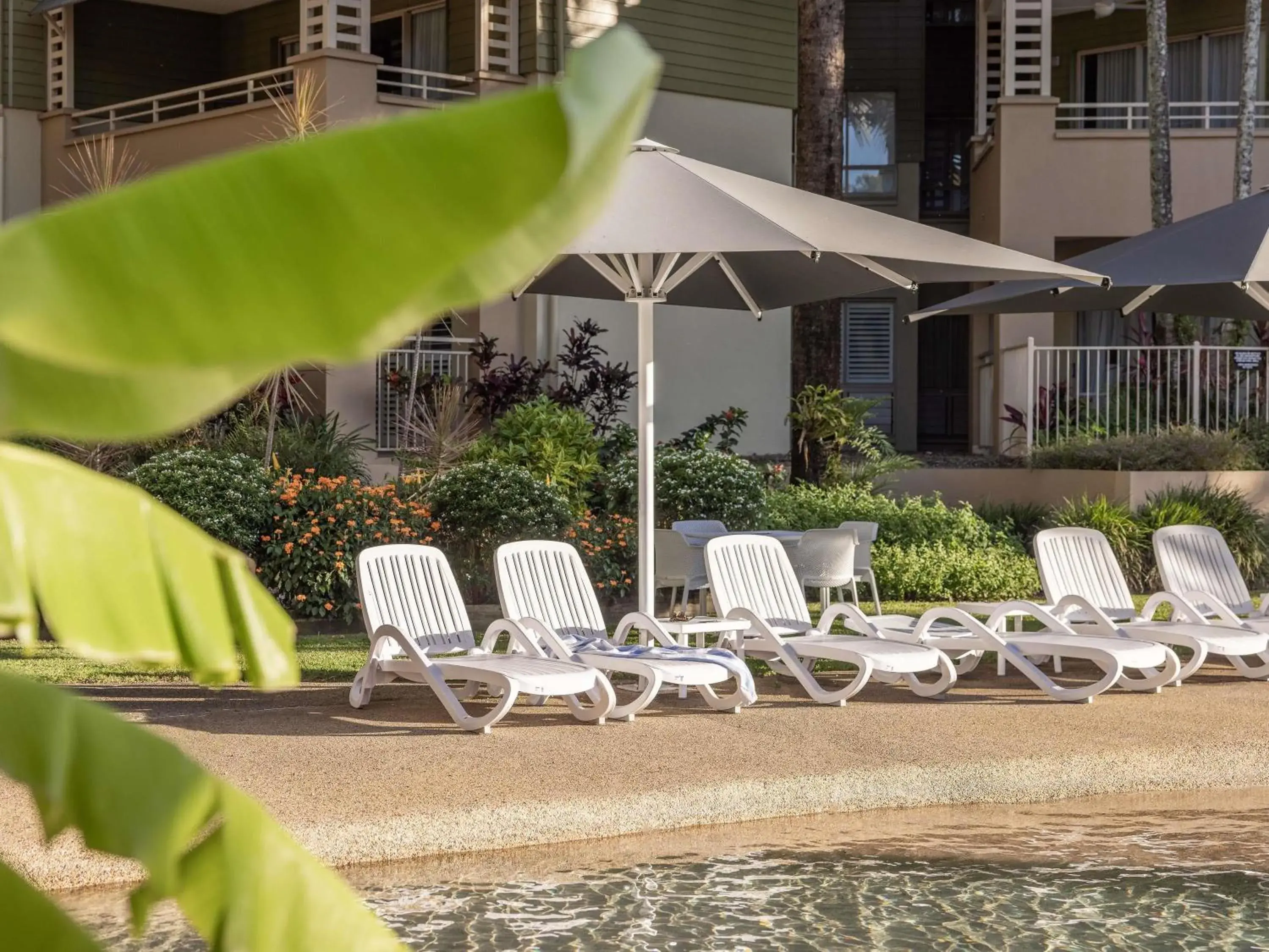 Property building in Mantra Amphora Property building in Mantra Amphora