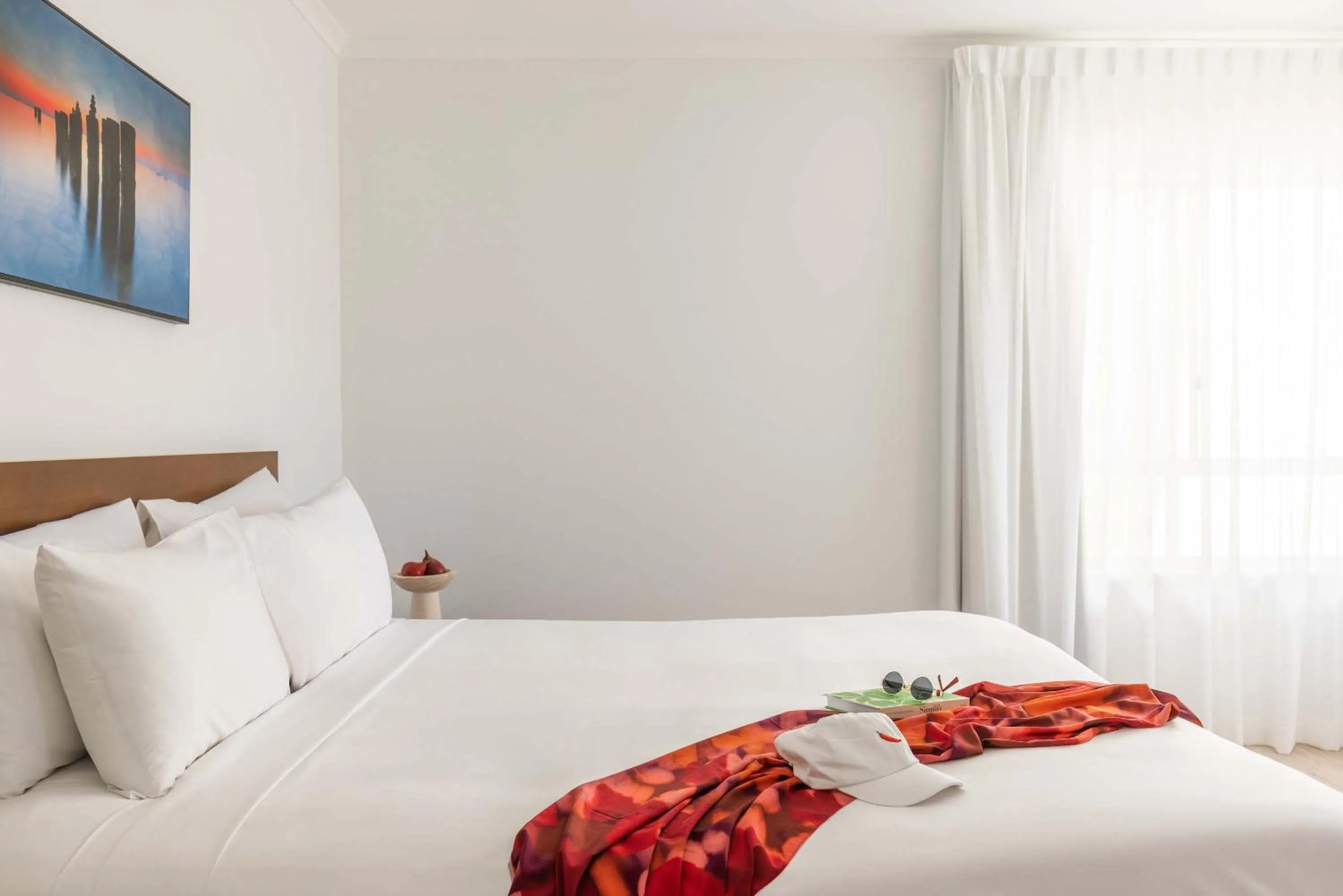 Bedroom, Bed in Mantra Amphora