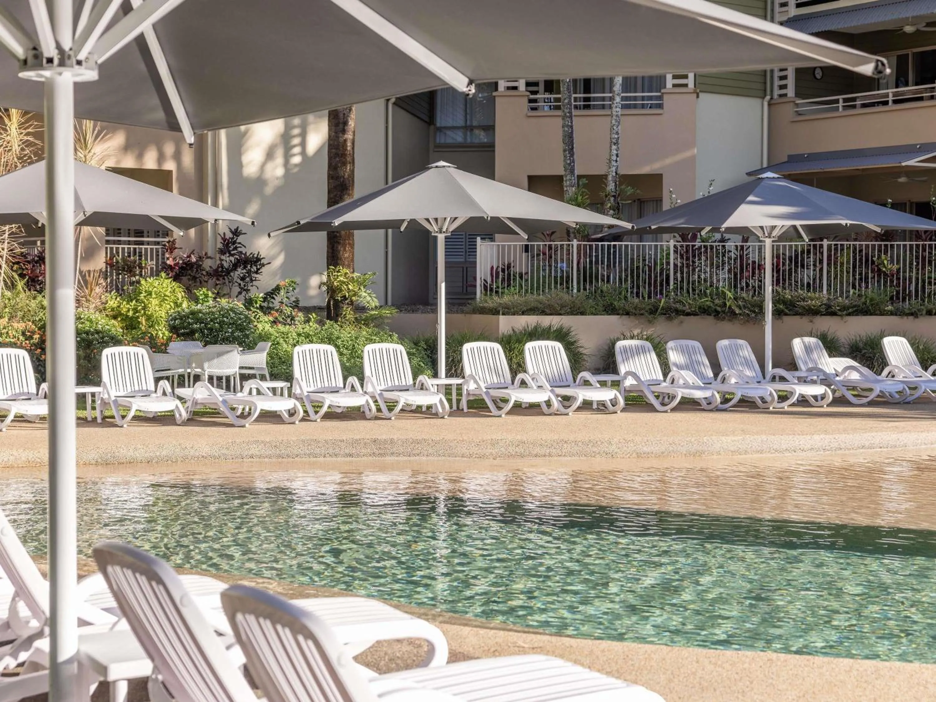 Other in Mantra Amphora