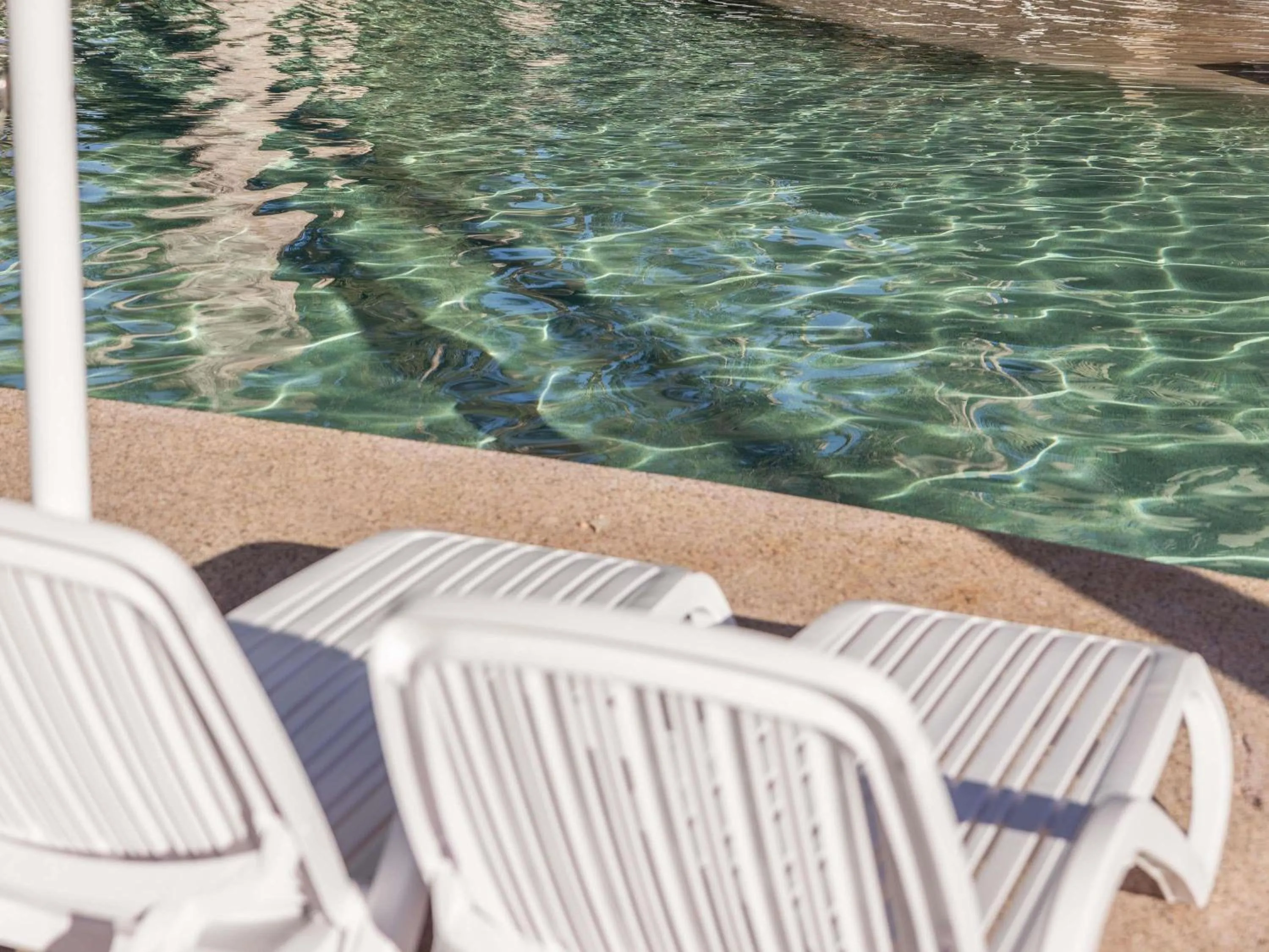 Other in Mantra Amphora