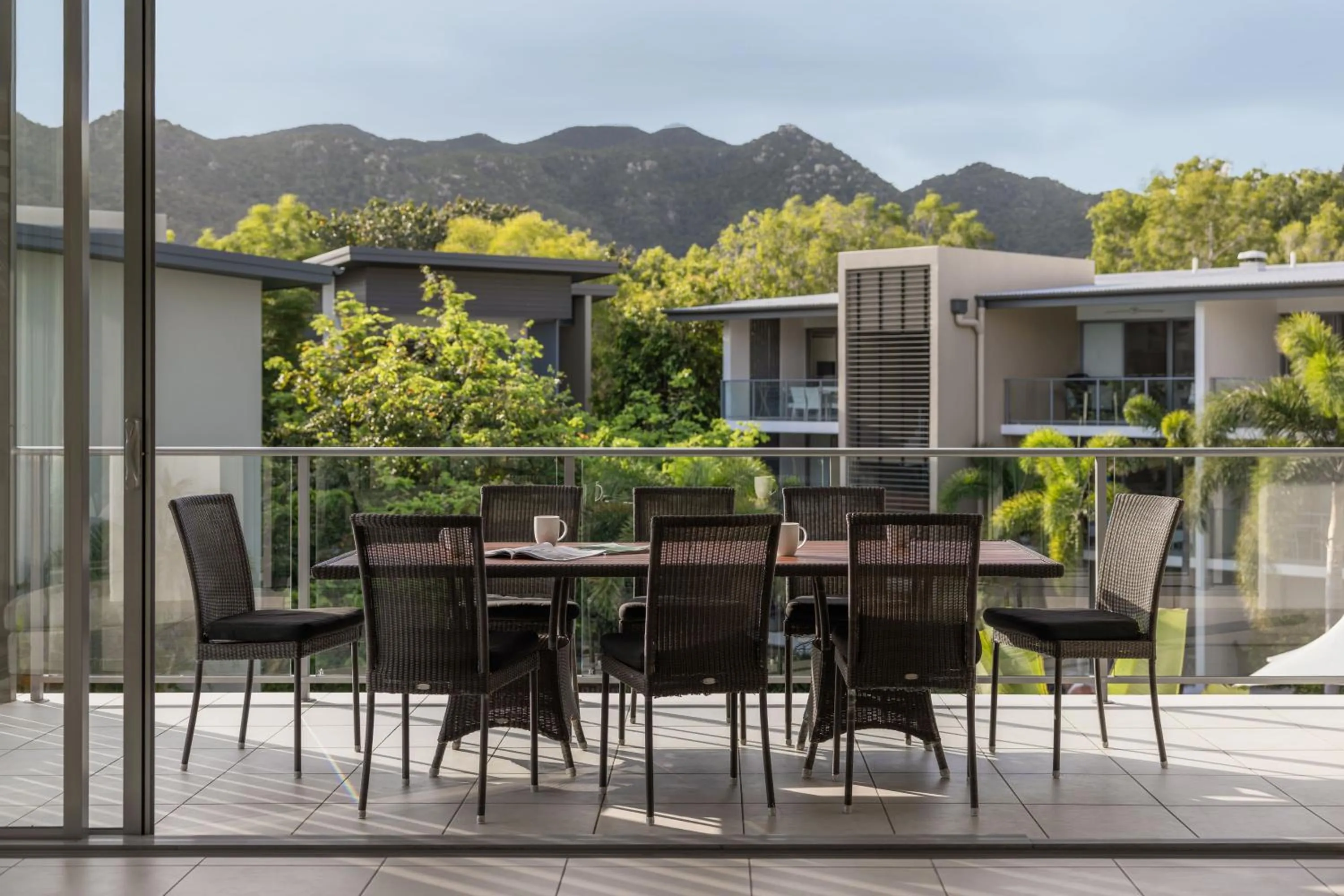 Balcony/Terrace in Peppers Blue on Blue