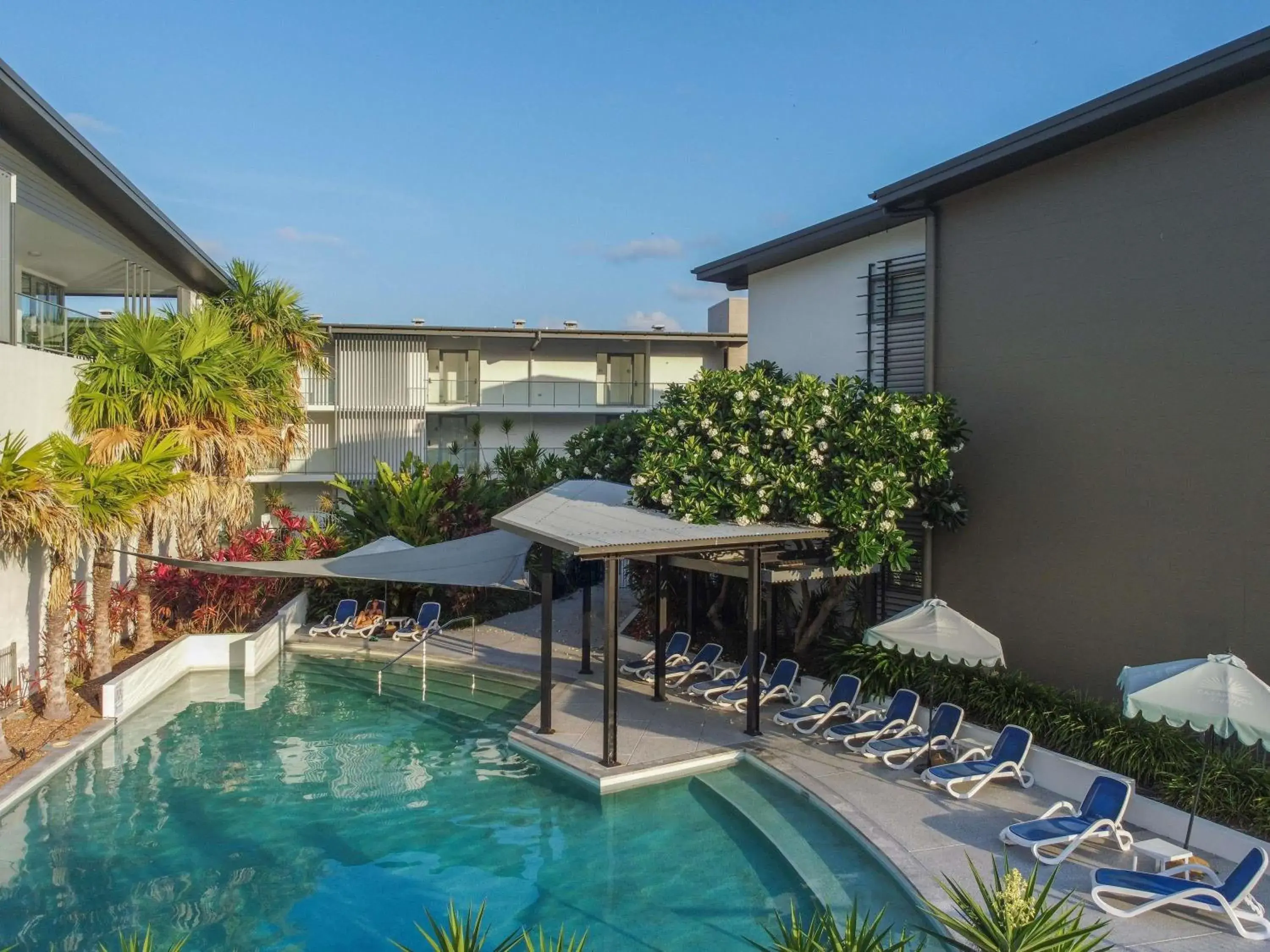 Pool view in Peppers Blue on Blue Pool view in Peppers Blue on Blue