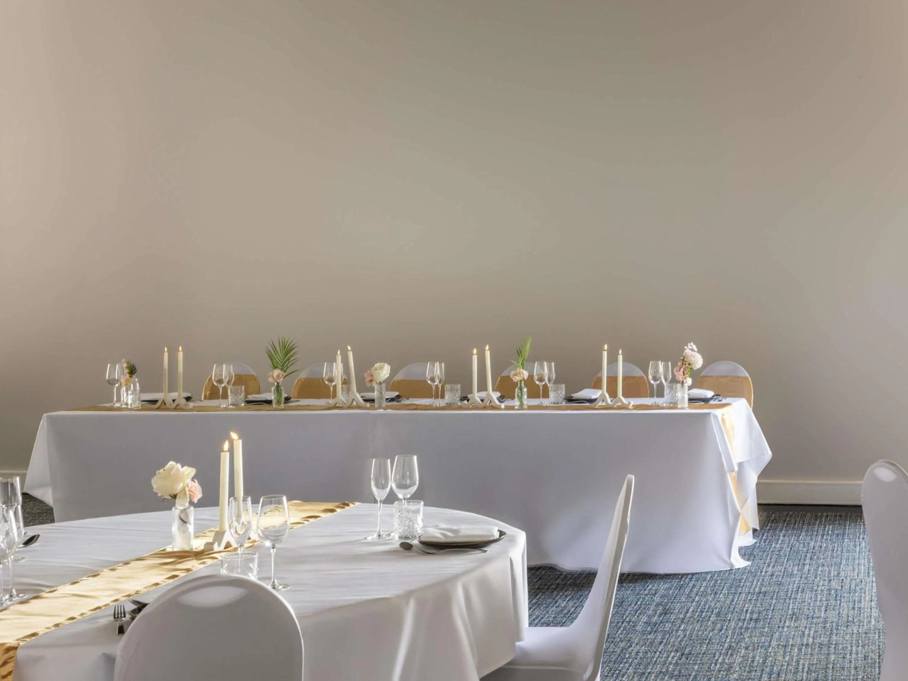 Meeting/conference room in Peppers Blue on Blue