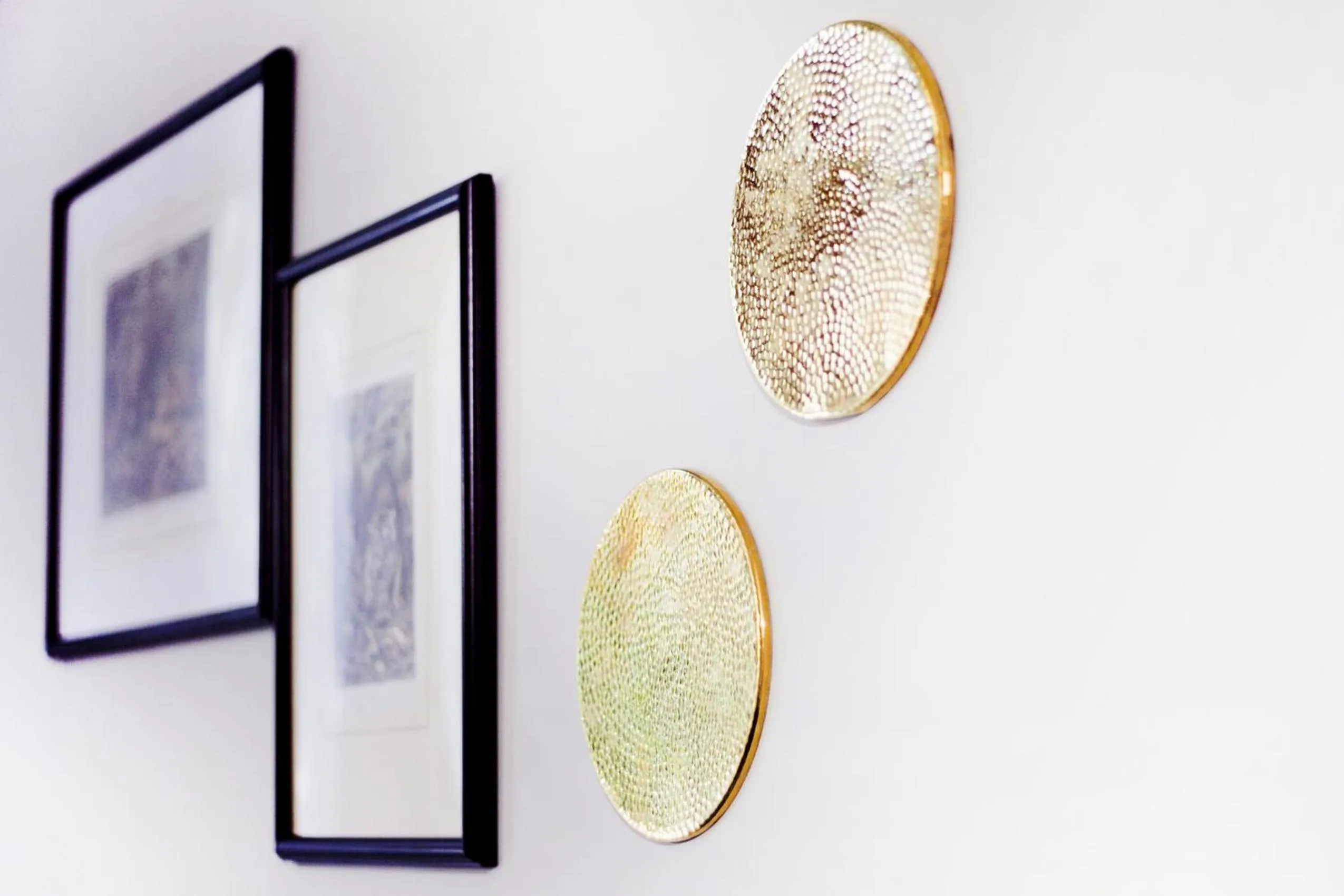 Decorative detail in Pepita Lodge