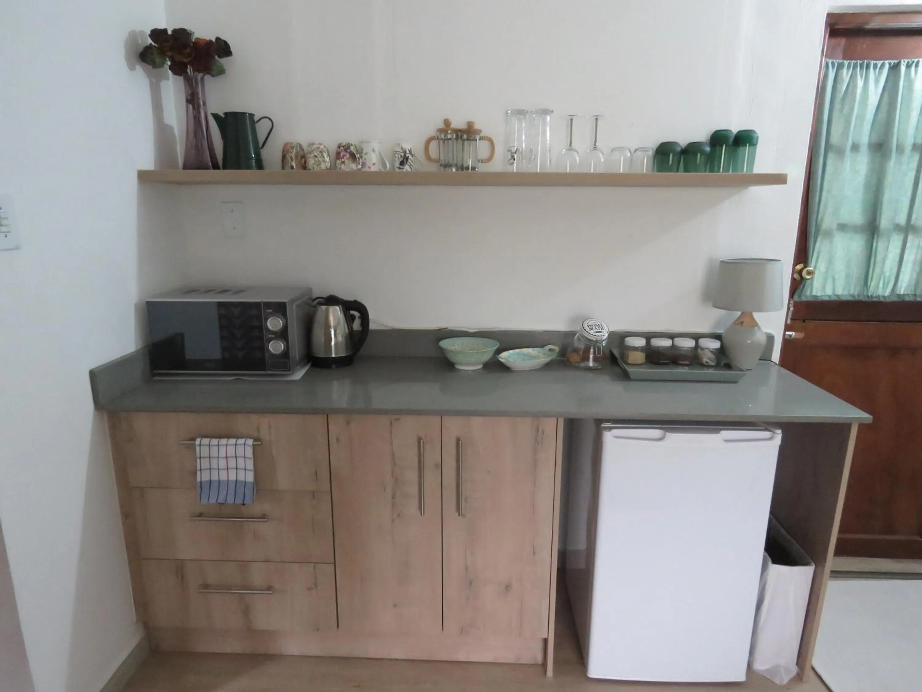 Kitchen or kitchenette in Nightjar Guest Lodge