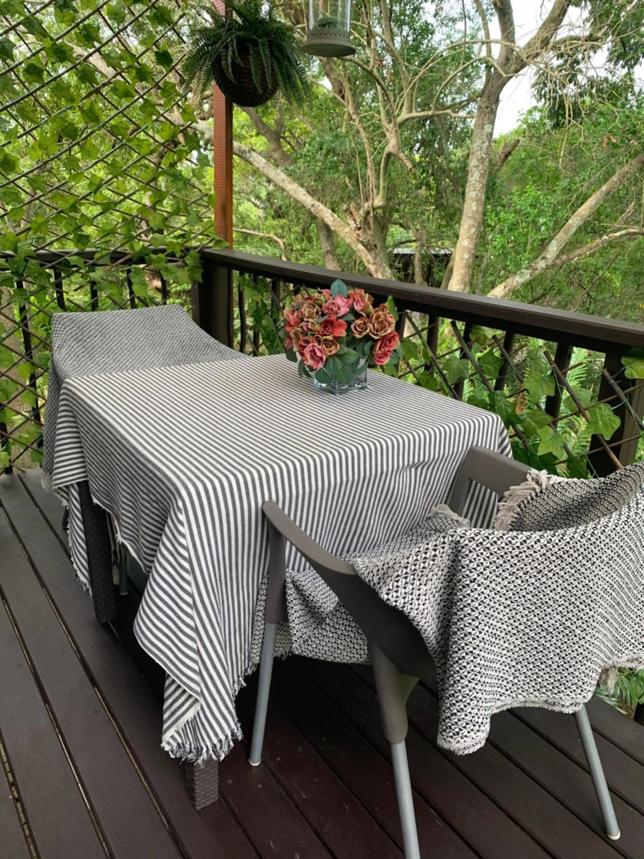 Dining area in Nightjar Guest Lodge