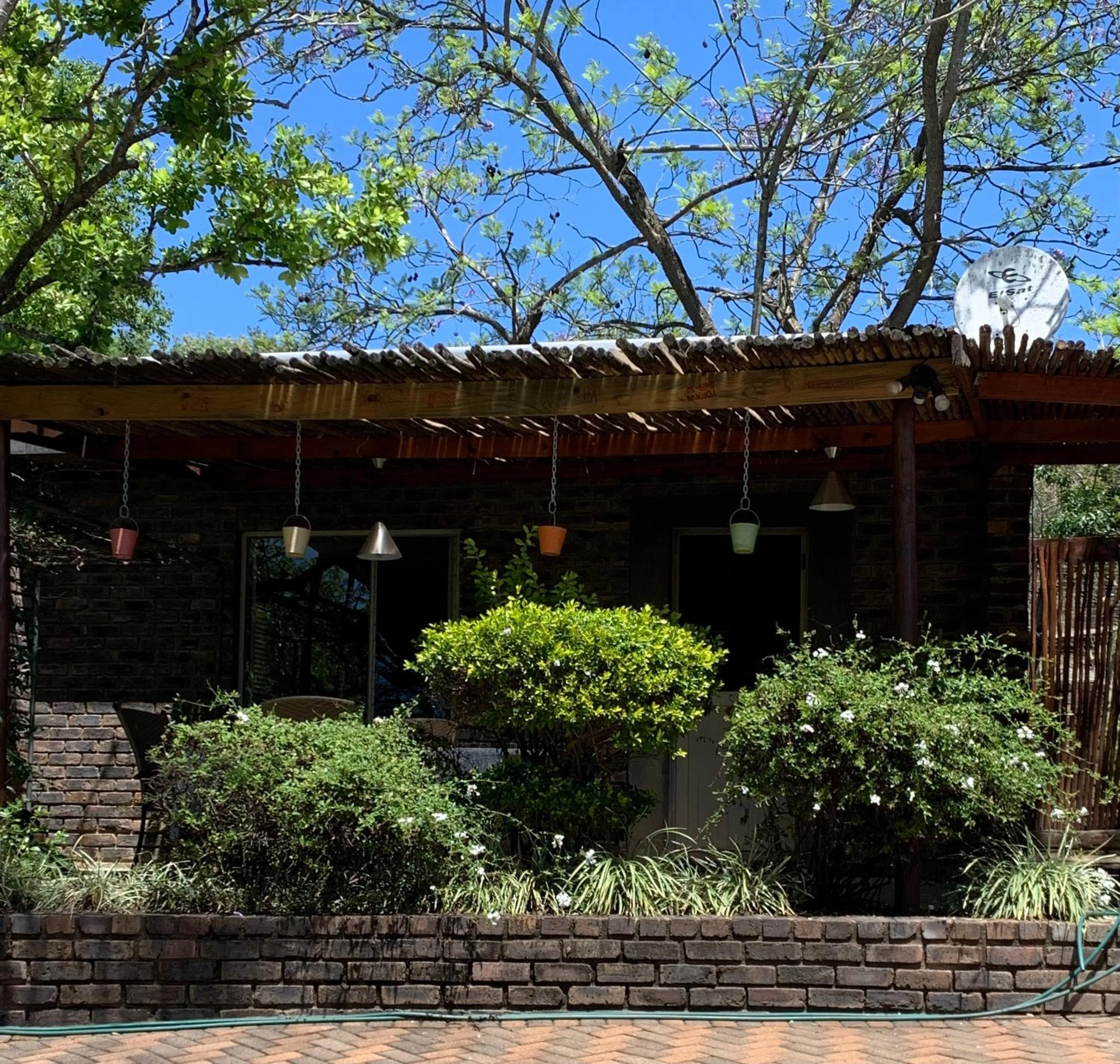 Facade/entrance in Nightjar Guest Lodge