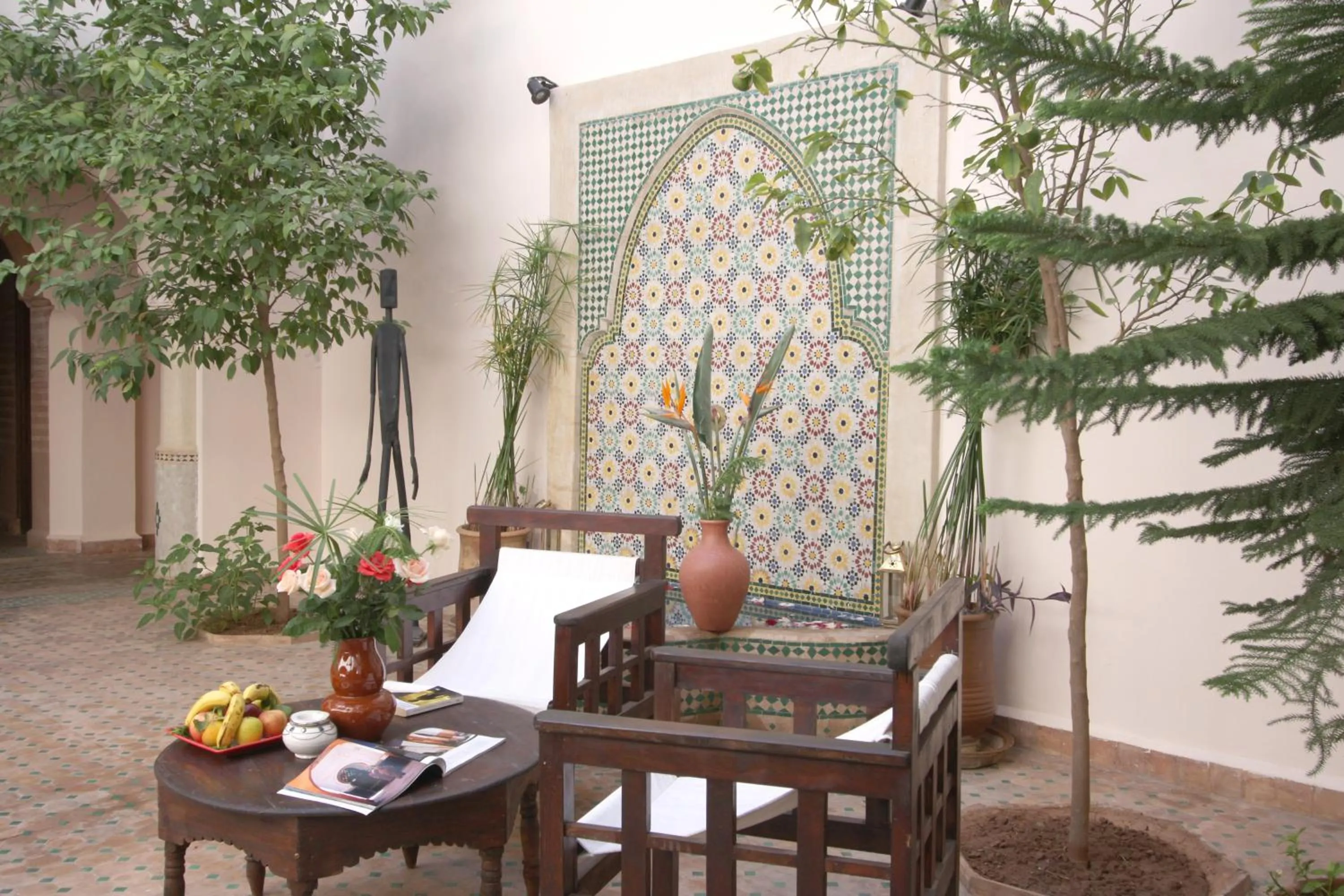 Restaurant/places to eat in Riad Cannelle