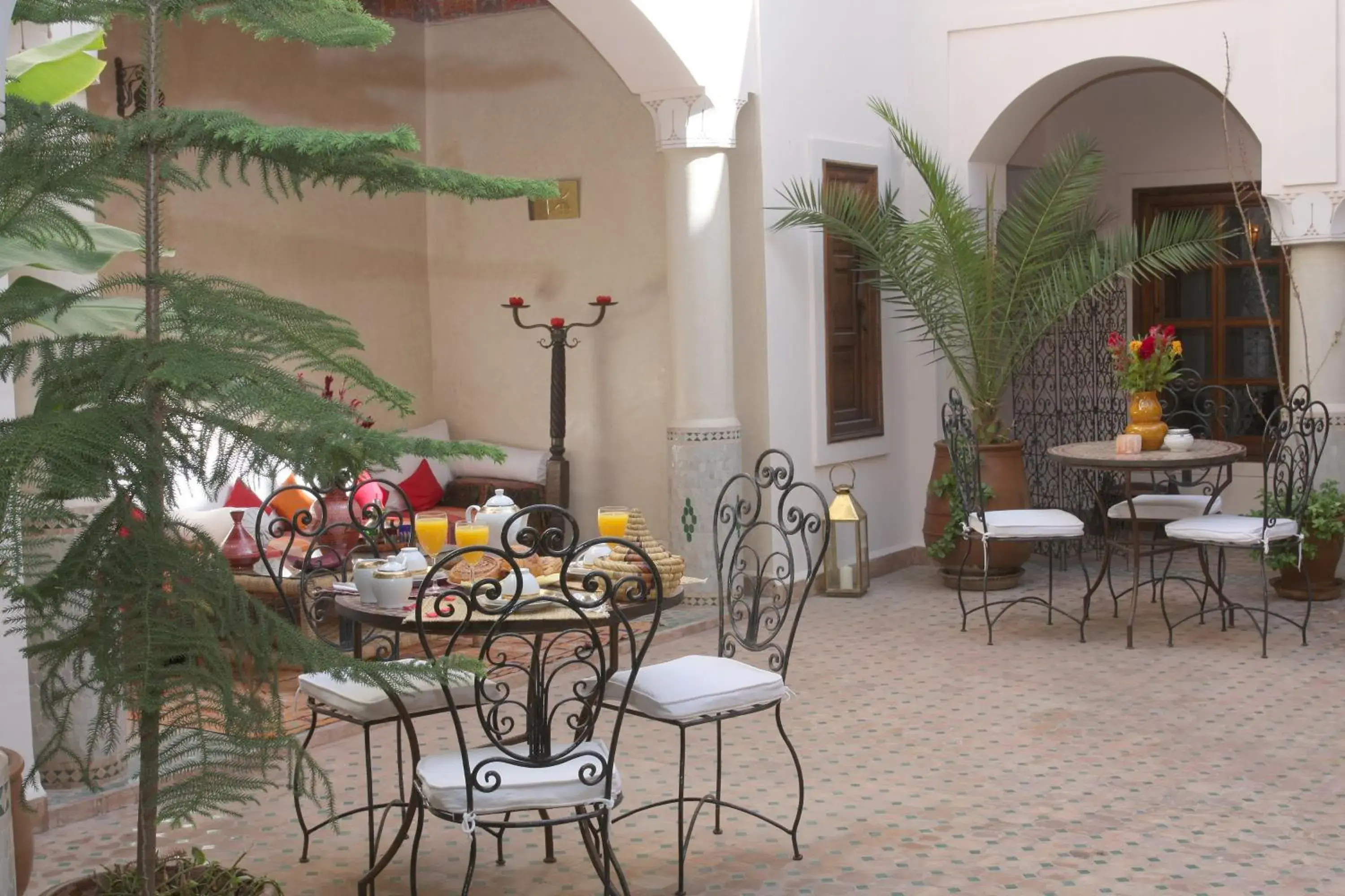 Restaurant/places to eat in Riad Cannelle Restaurant/places to eat in Riad Cannelle