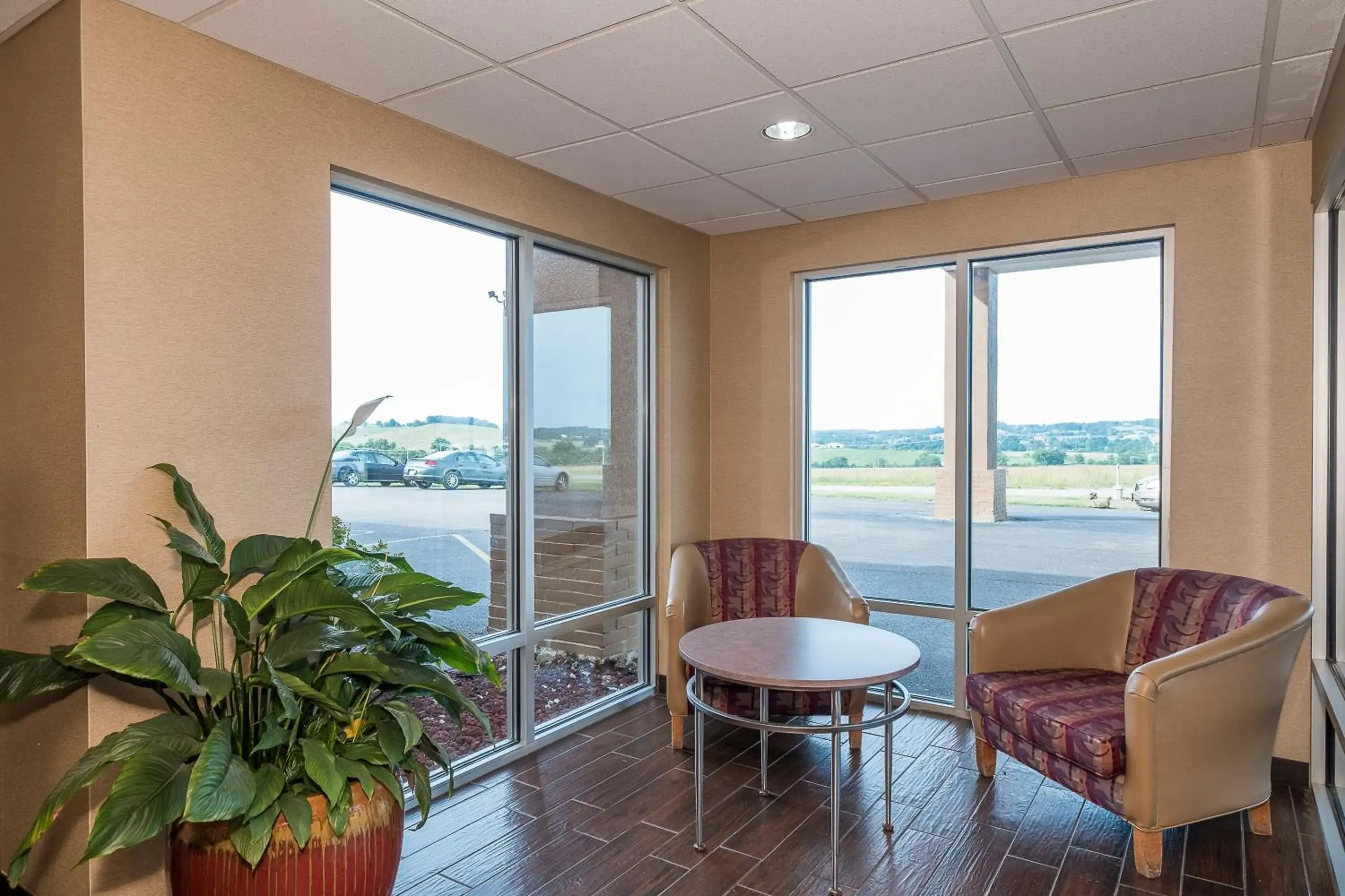 Lobby or reception in Red Roof Inn Jackson, OH Lobby or reception in Red Roof Inn Jackson, OH