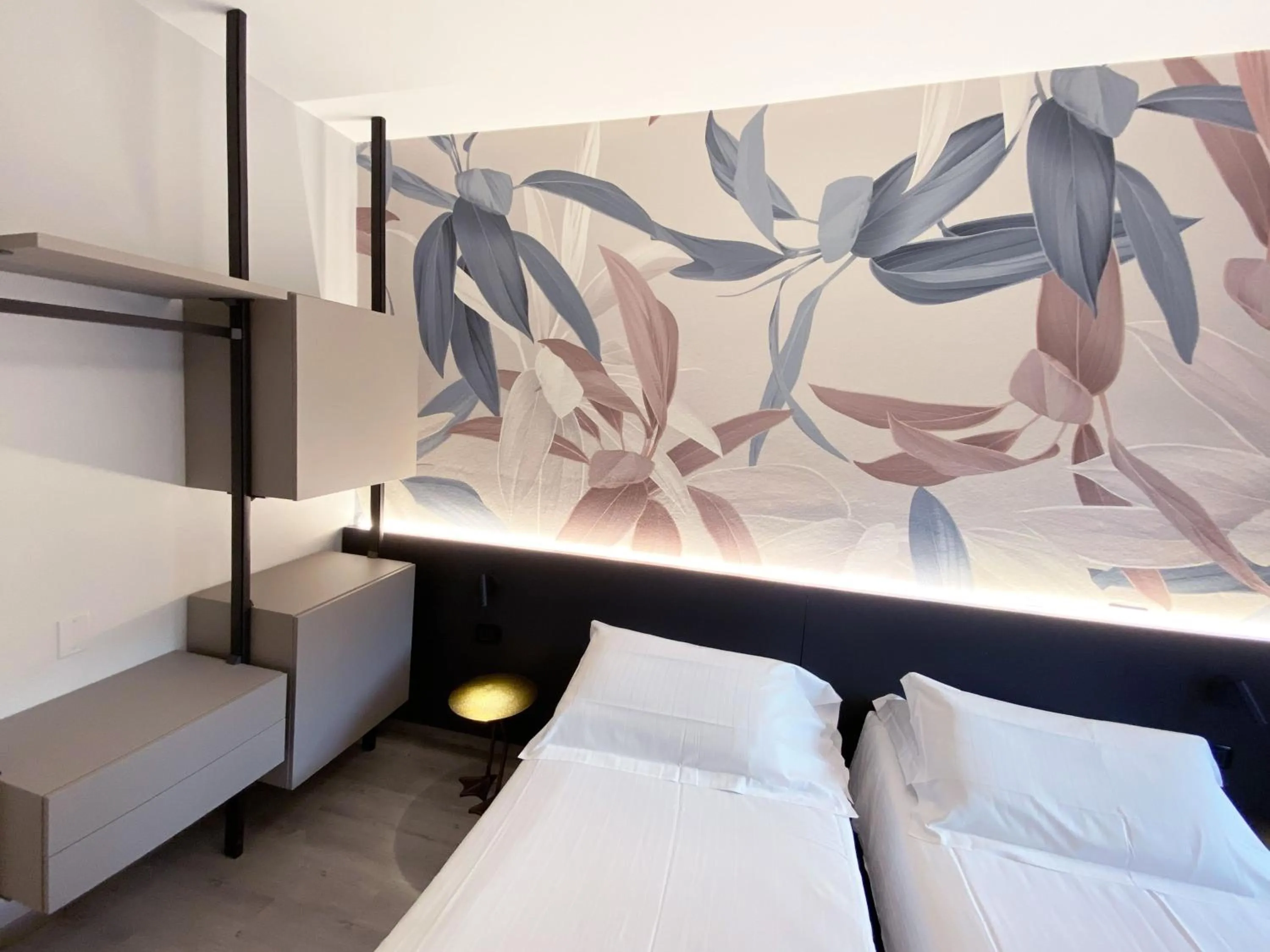 Bedroom, Bed in Hotel Astoria