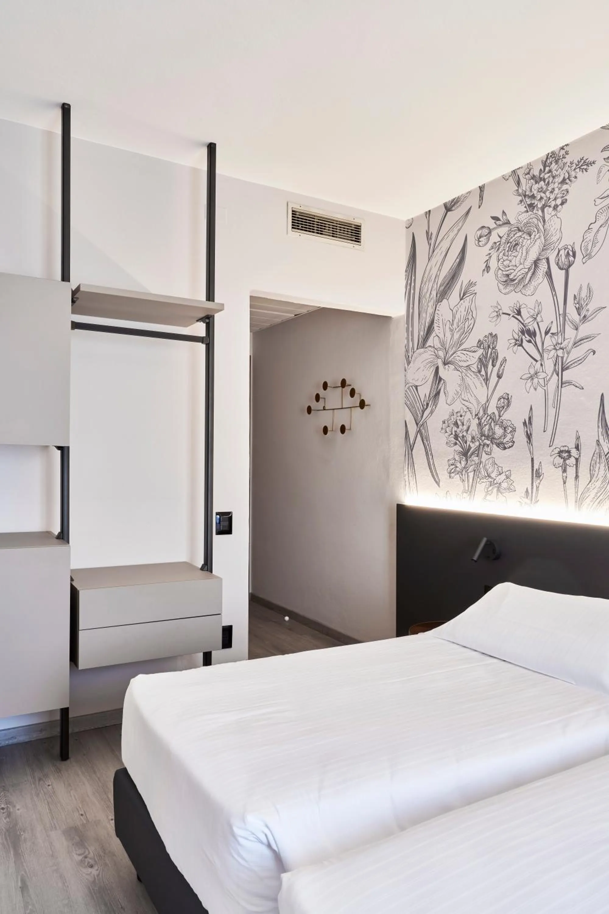 Bedroom, Bed in Hotel Astoria