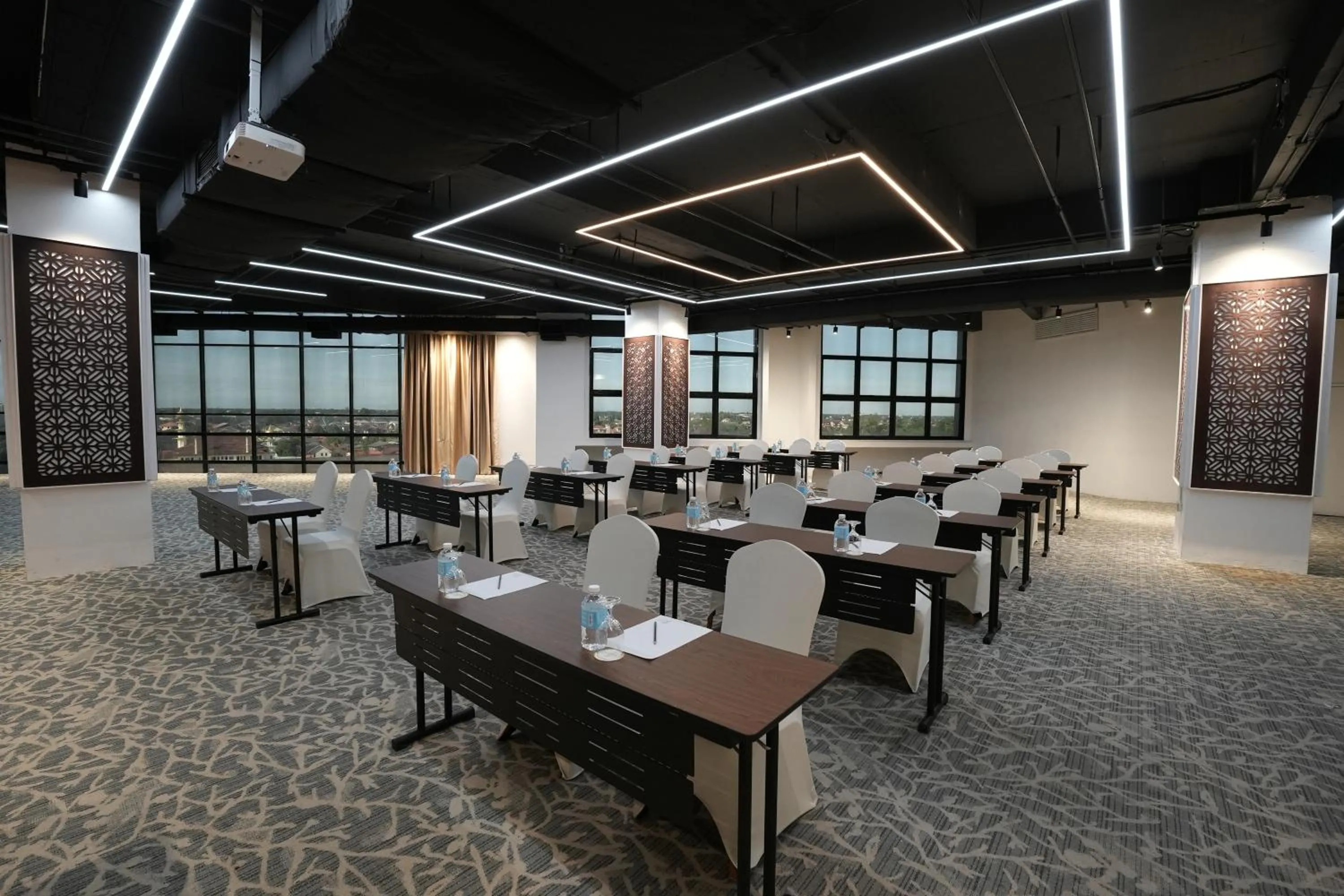 Business facilities in Renai Hotel Kota Bharu